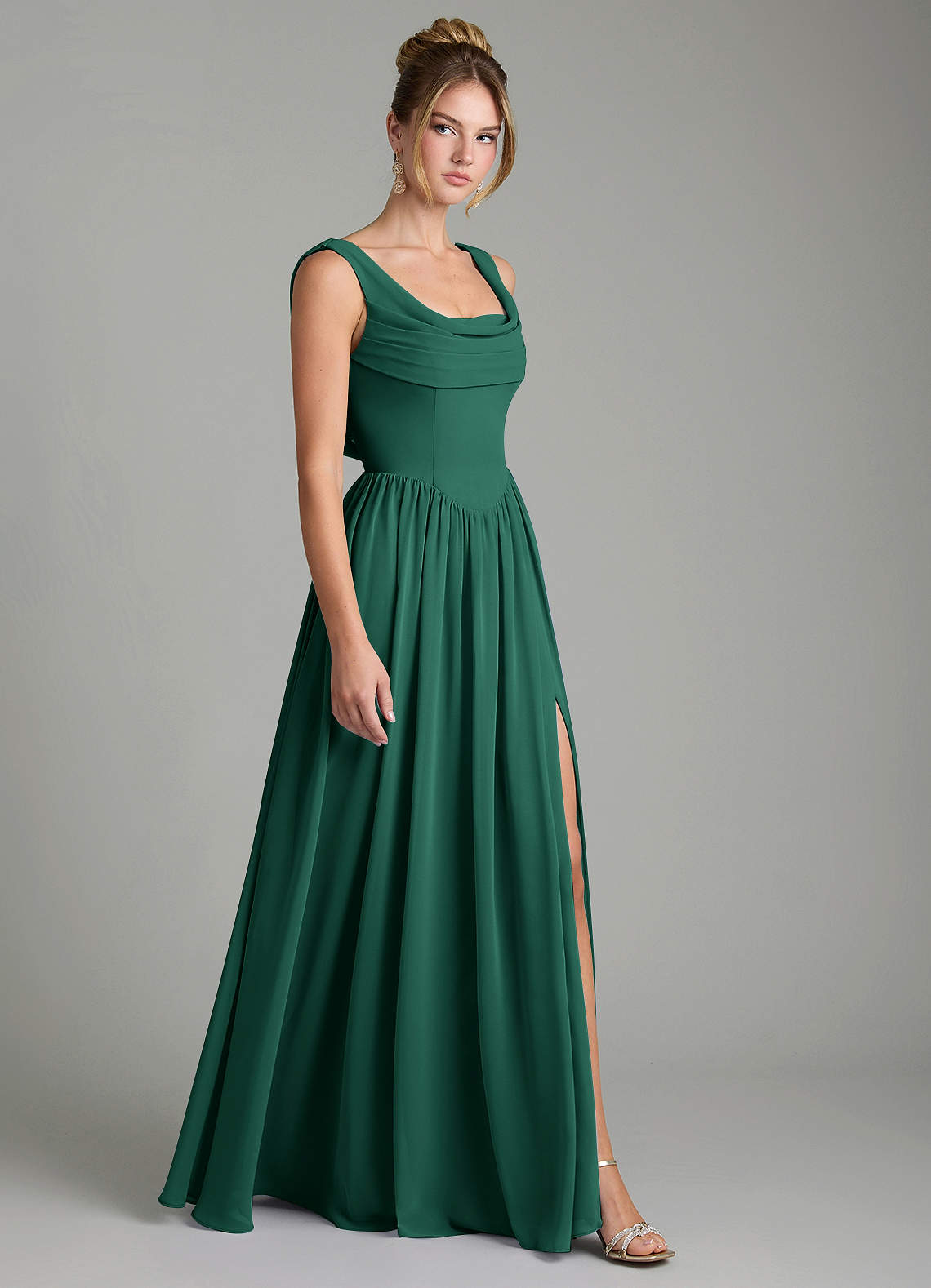 Novi A-Line Square-Neck Chiffon Bridesmaid Dress in Emerald