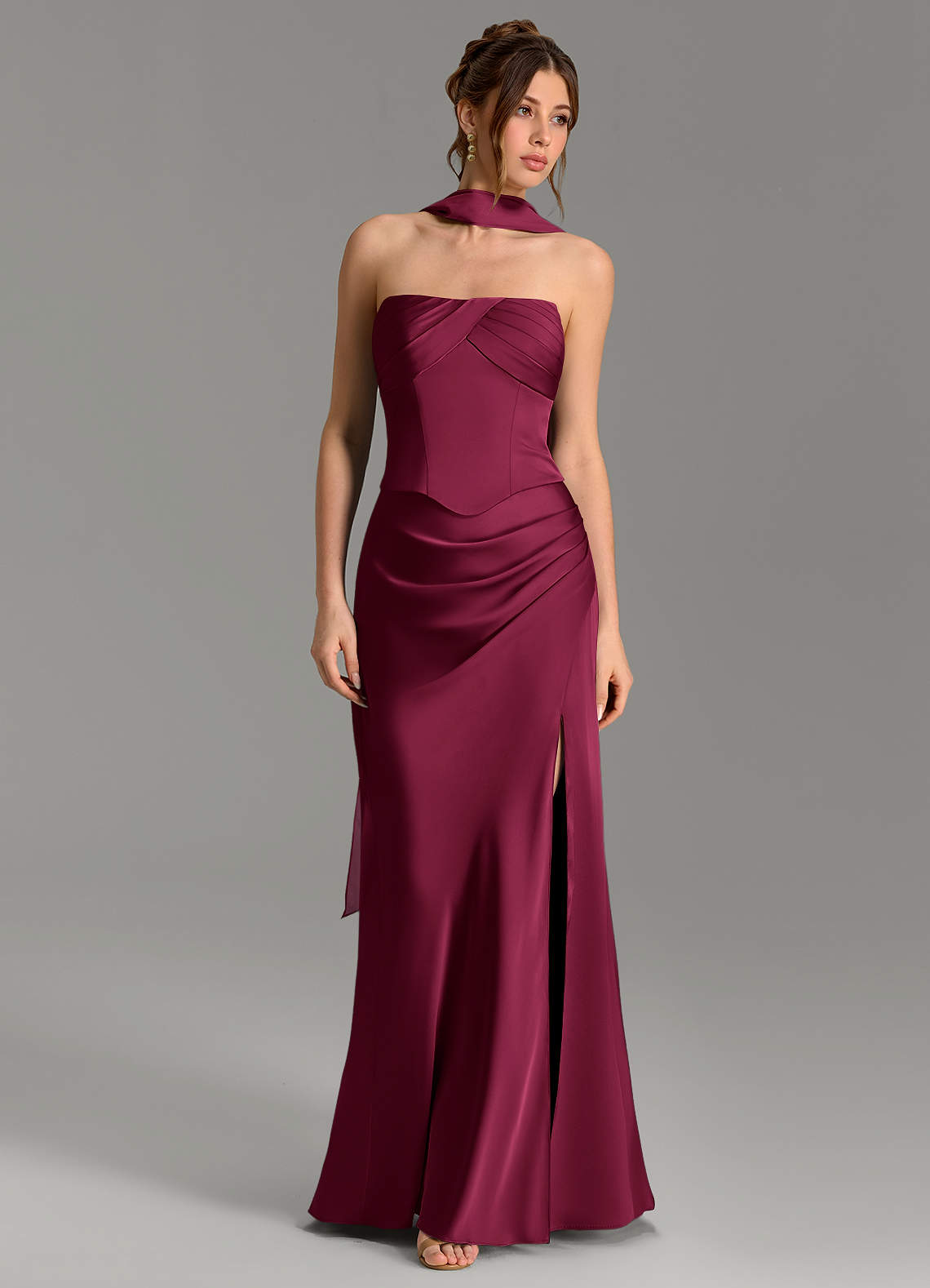 Nicki Sheath Scoop-Neck Stretch Satin Bridesmaid Dress in Burgundy
