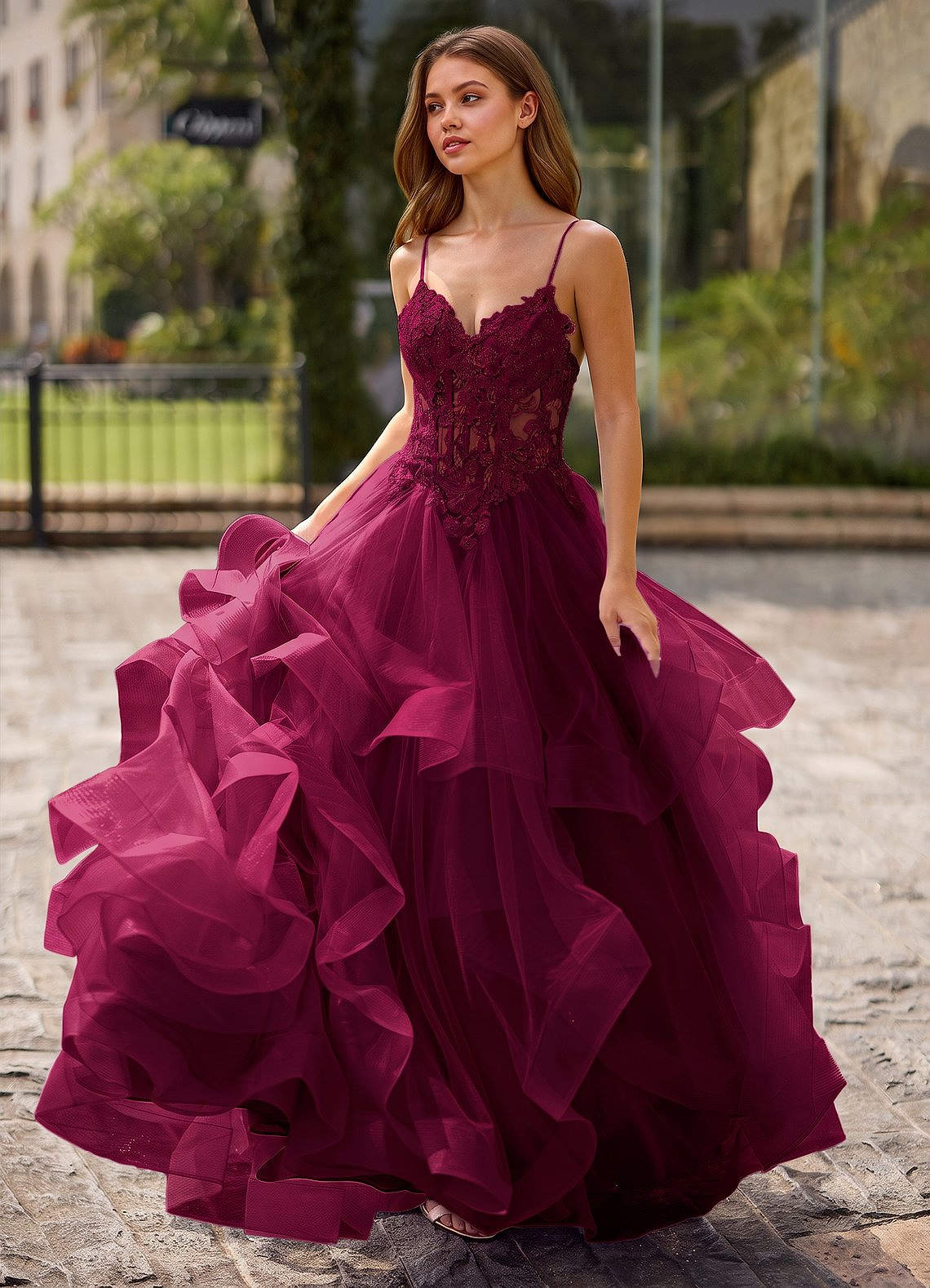 Spitze Ball Gown Sweetheart Lace Tulle Evening Dress in Burgundy