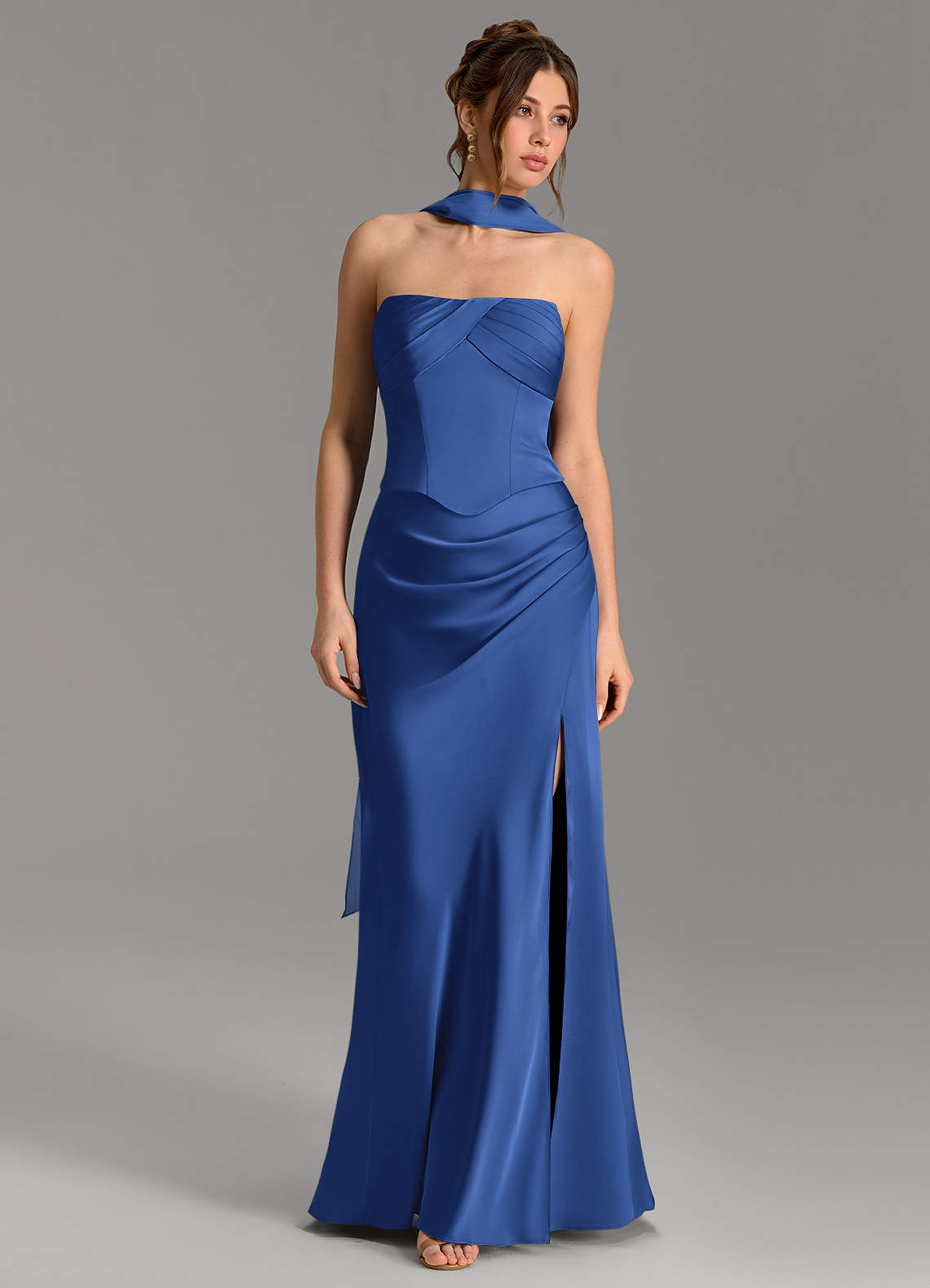 Nicki Sheath Scoop-Neck Stretch Satin Bridesmaid Dress in Royal Blue