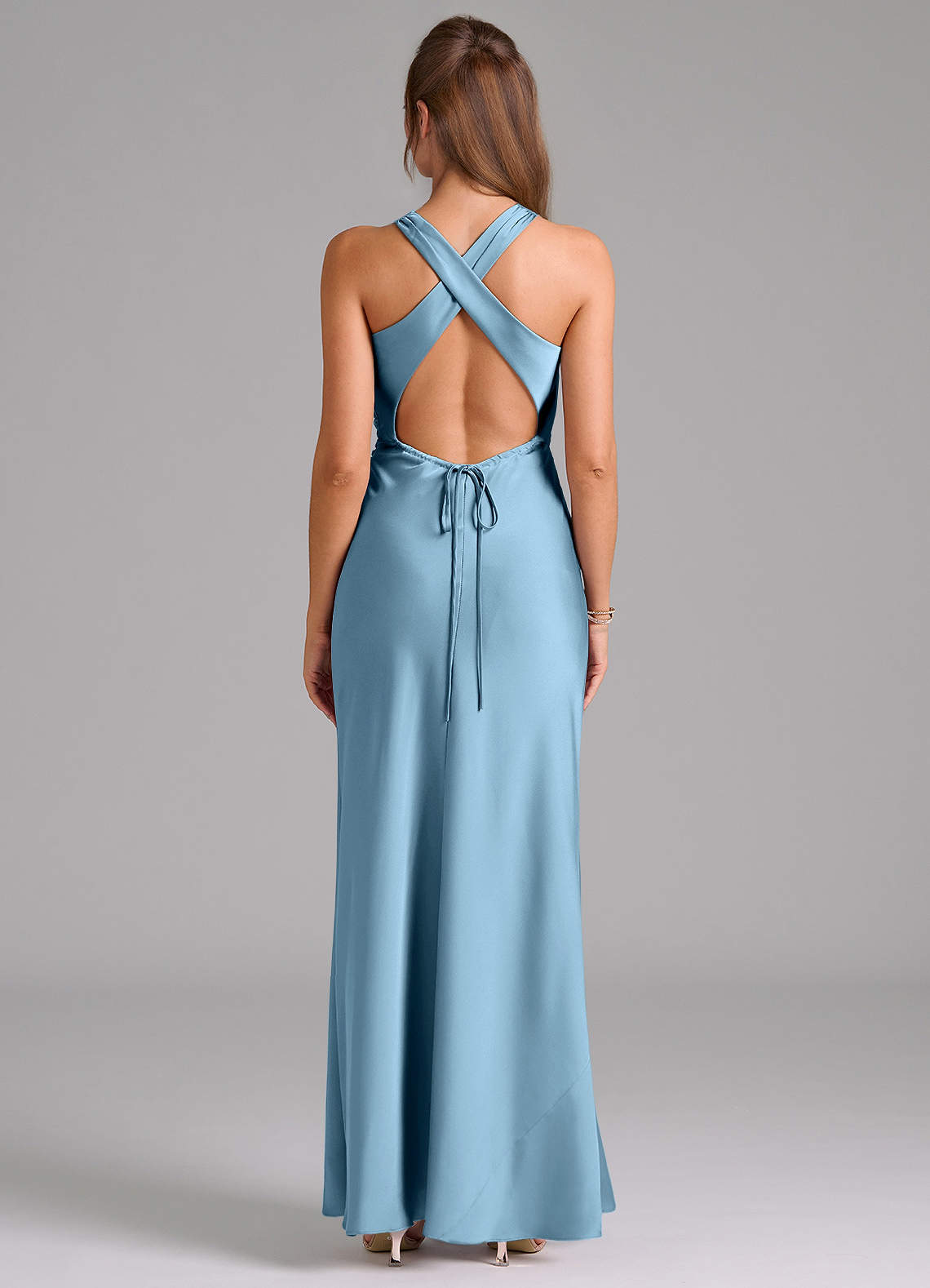 Evadne Sheath Scoop-Neck Stretch Satin Bridesmaid Dress in Steel Blue