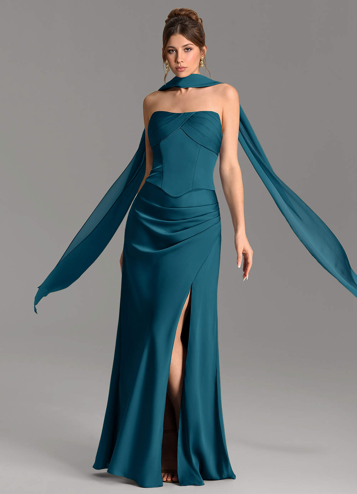Nicki Sheath Scoop-Neck Stretch Satin Bridesmaid Dress in Ink Blue