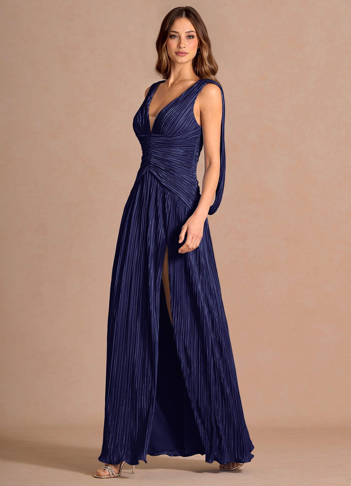 Quellia Sheath V-Neck Stretch Knit Wedding Guest Dress in Navy