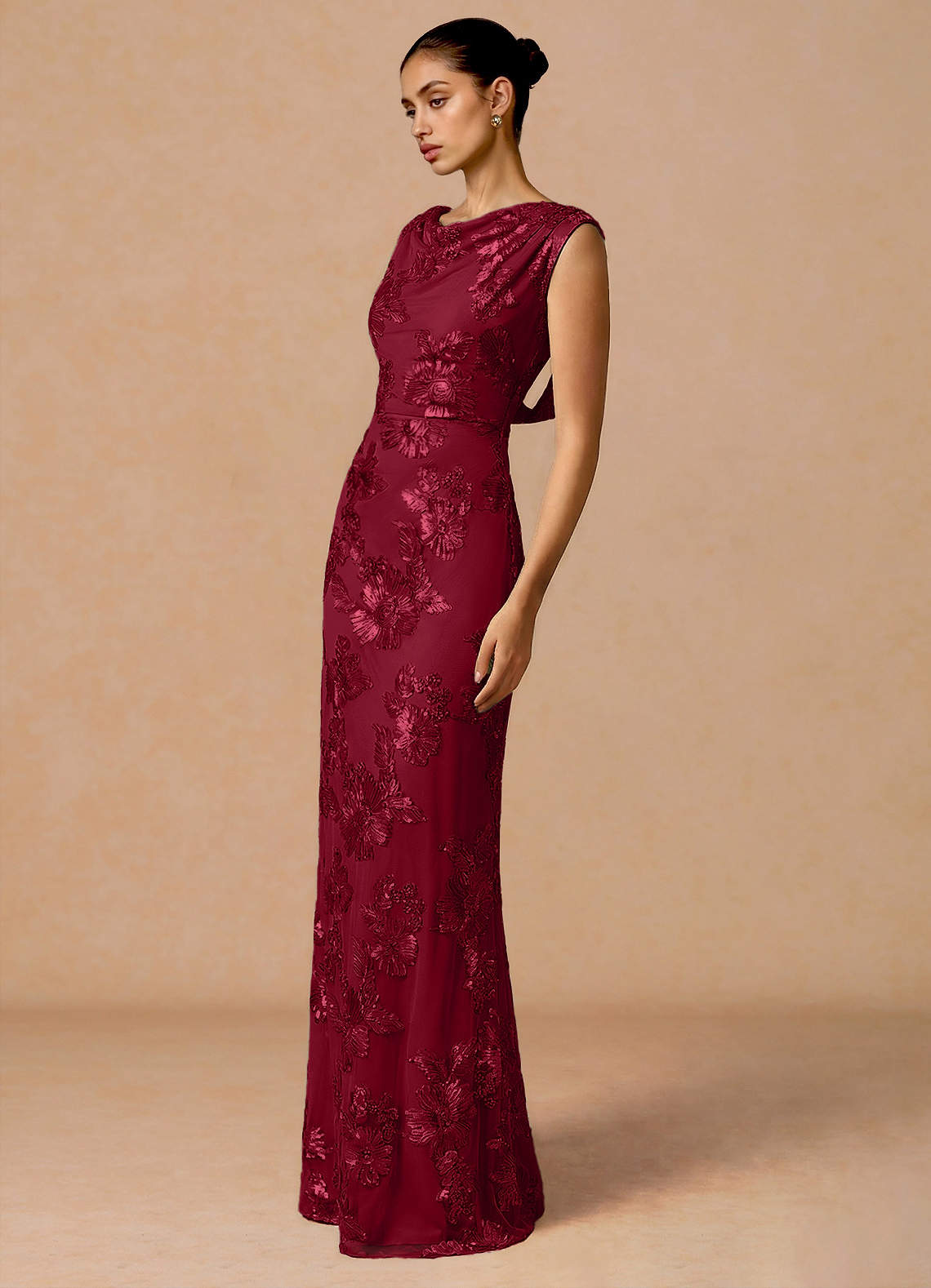 Elowis Column Open-Back Floral Mesh Evening Dress in Forest Green