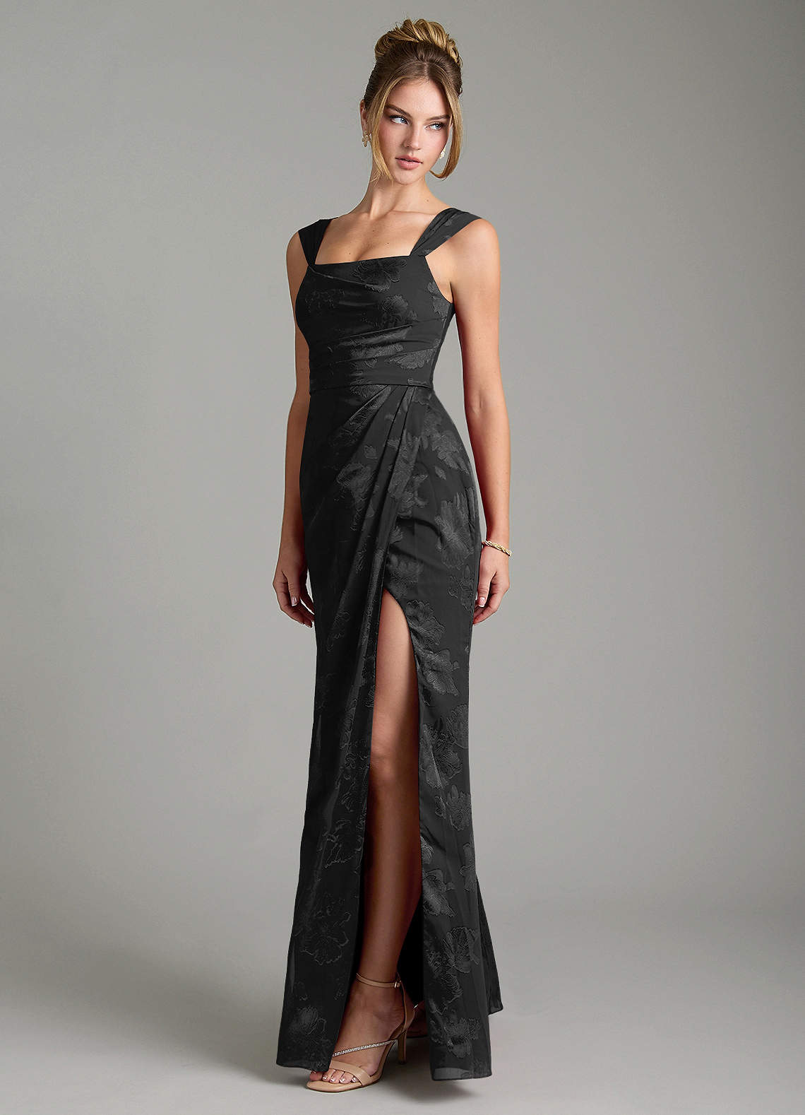 Kaelis Mermaid Scoop-Neck Jacquard Bridesmaid Dress in black