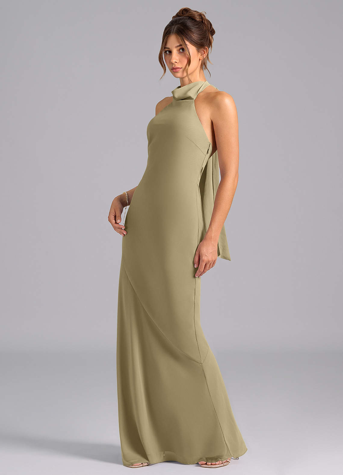 Velli Mermaid Halter Chiffon Bridesmaid Dress in Moss Green