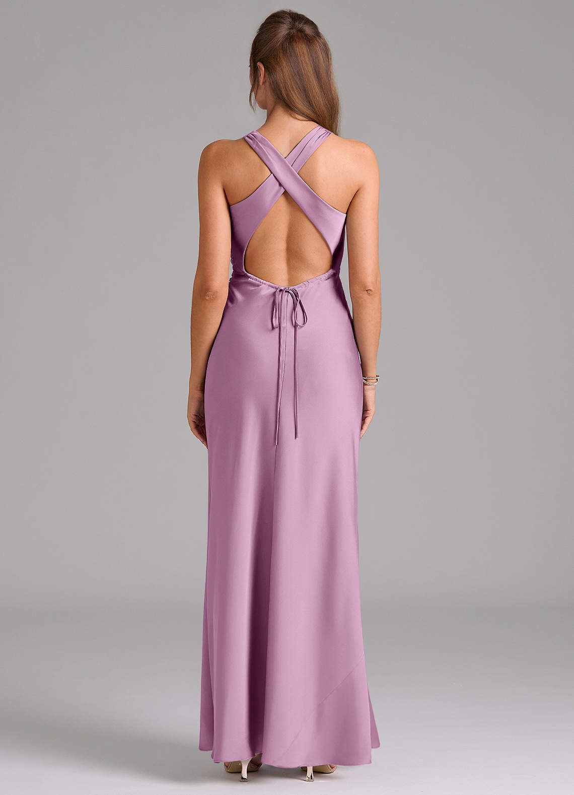 Evadne Sheath Scoop-Neck Stretch Satin Bridesmaid Dress in Wisteria