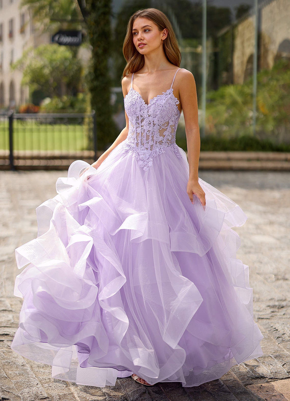 Spitze Ball Gown Sweetheart Lace Tulle Evening Dress in Purple