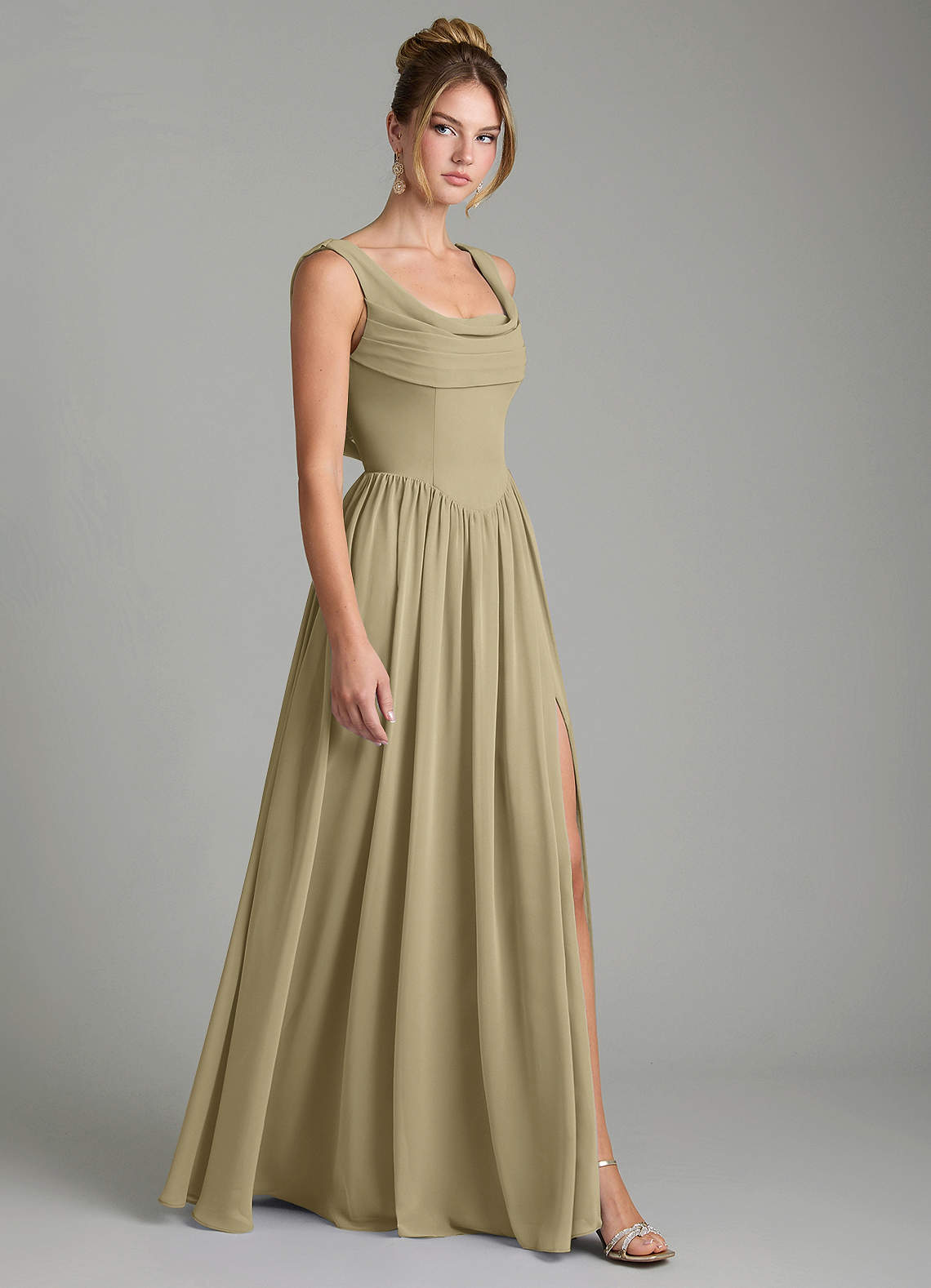 Novi A-Line Square-Neck Chiffon Bridesmaid Dress in Moss Green