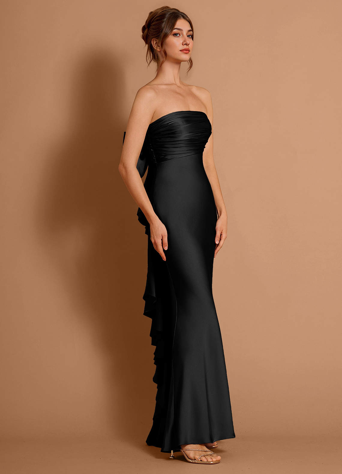 Aveline Mermaid Strapless Stretch Satin Evening Dress in black