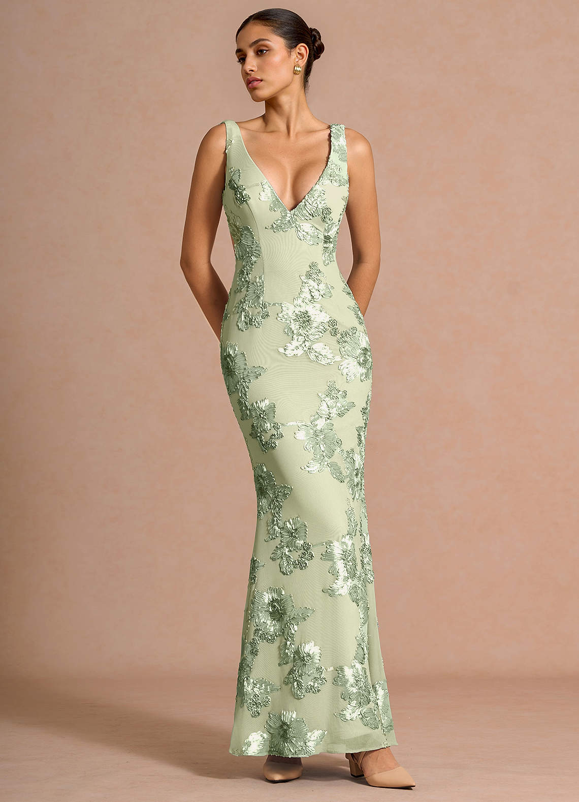 Ivellea Mermaid V-Neck Mesh Evening Dress in Frosted Lilac