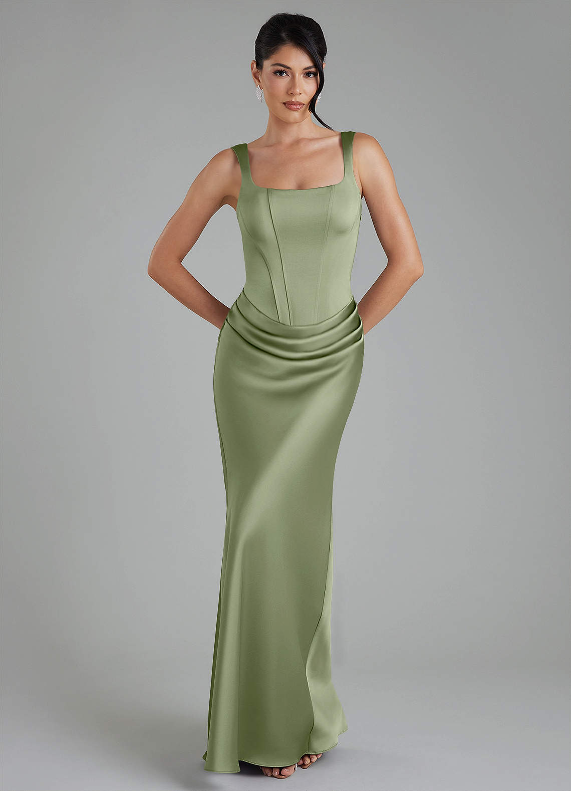 Etta Mermaid Square-Neck Stretch Satin Bridesmaid Dress in Pistachio