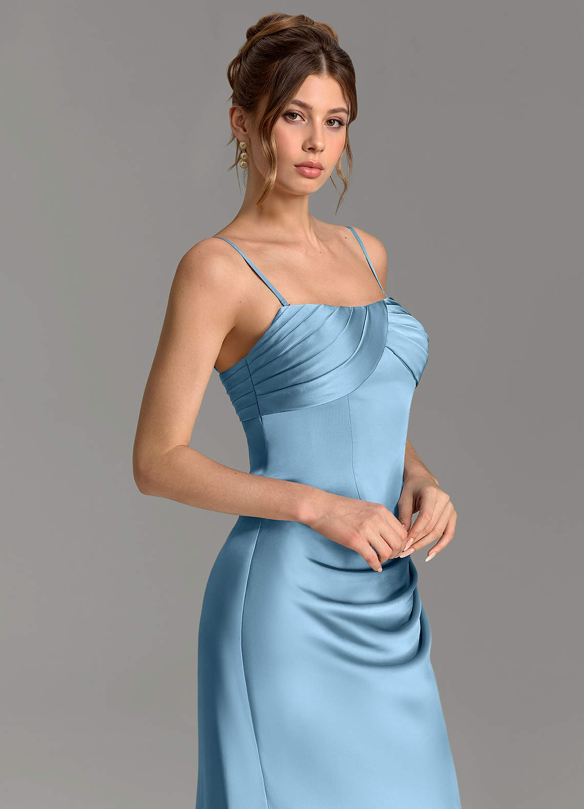 Nicki Sheath Scoop-Neck Stretch Satin Bridesmaid Dress in Steel Blue