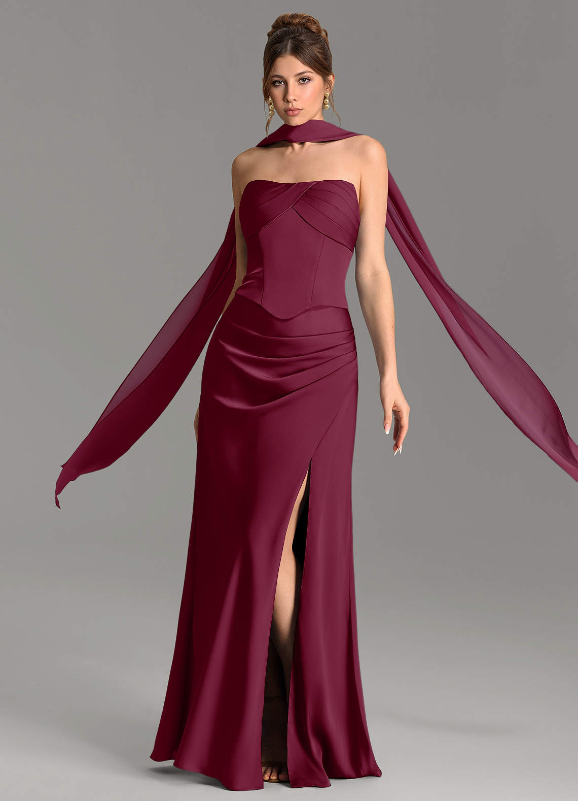 Nicki Sheath Scoop-Neck Stretch Satin Bridesmaid Dress in Mulberry