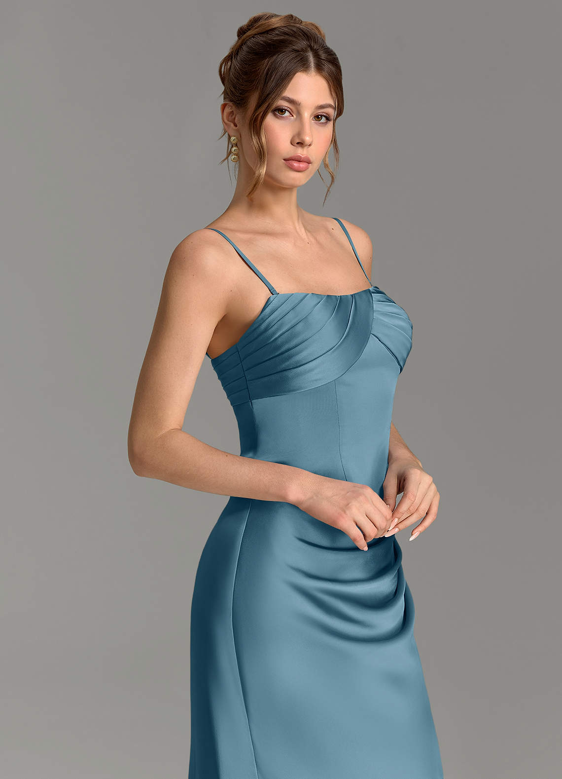 Nicki Sheath Scoop-Neck Stretch Satin Bridesmaid Dress in Bermuda