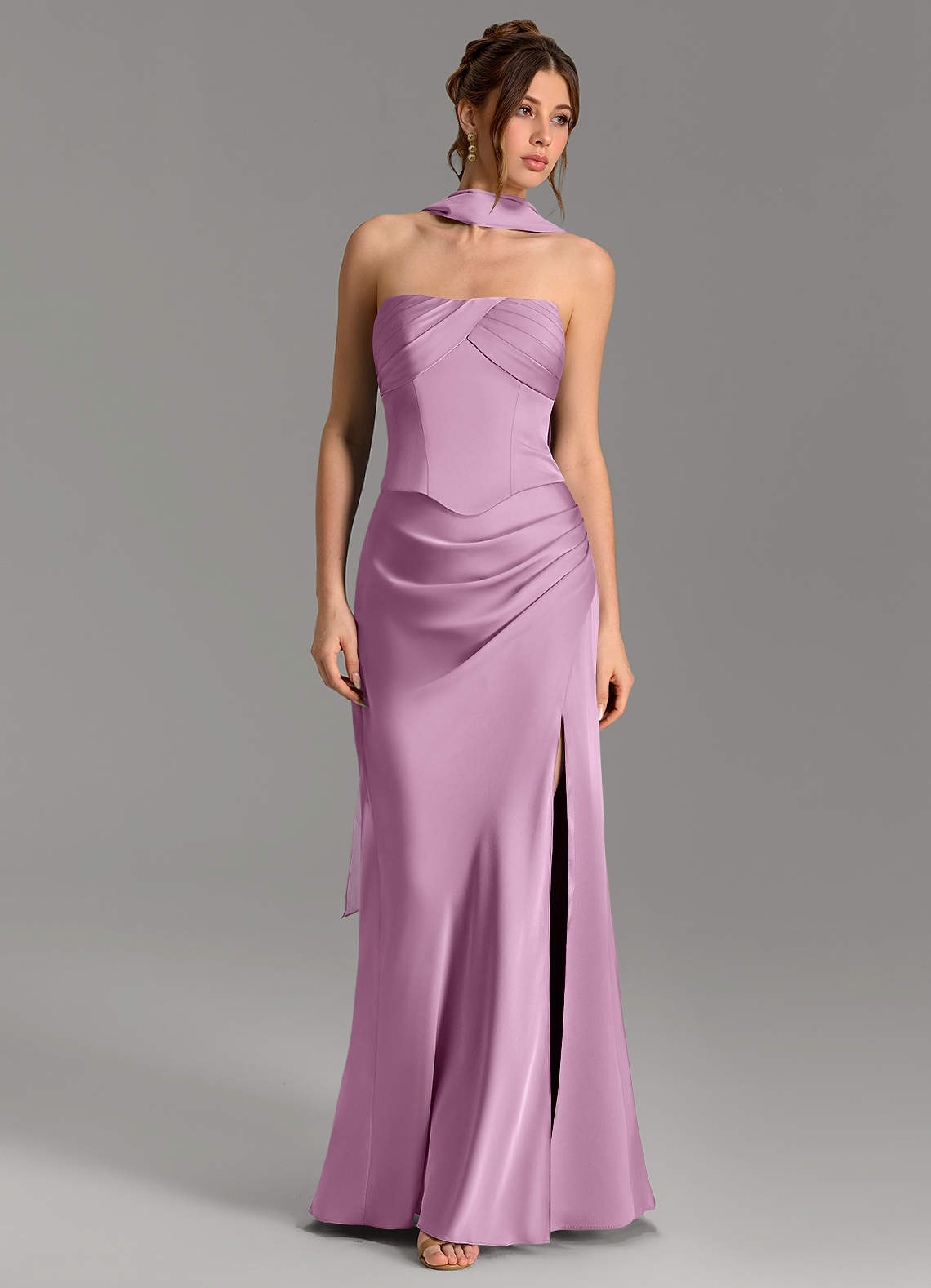 Nicki Sheath Scoop-Neck Stretch Satin Bridesmaid Dress in Wisteria