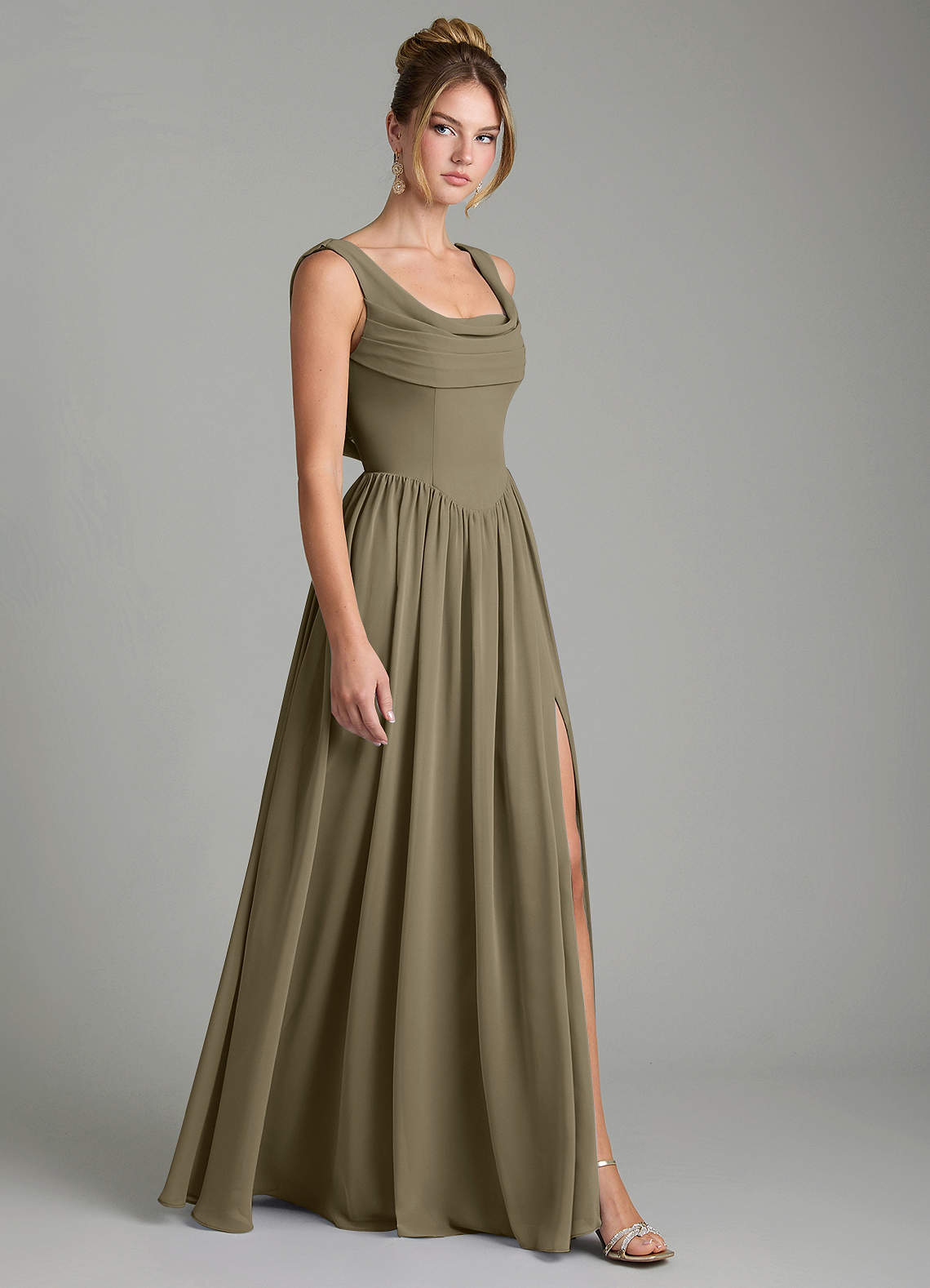 Novi A-Line Square-Neck Chiffon Bridesmaid Dress in Willow Green
