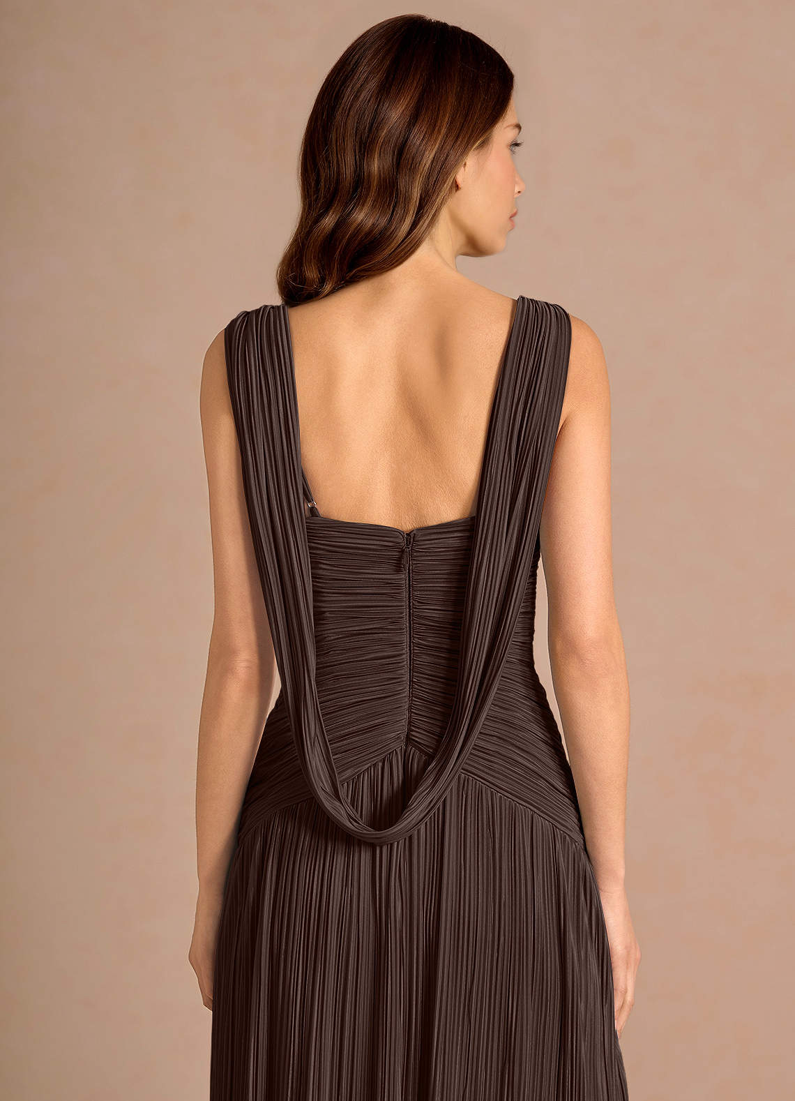 Quellia Sheath V-Neck Stretch Knit Wedding Guest Dress in Chocolate