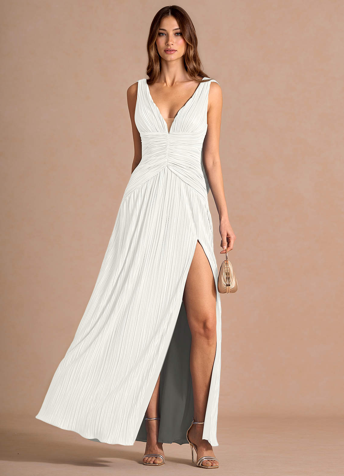 Quellia Sheath V-Neck Stretch Knit Wedding Guest Dress in White