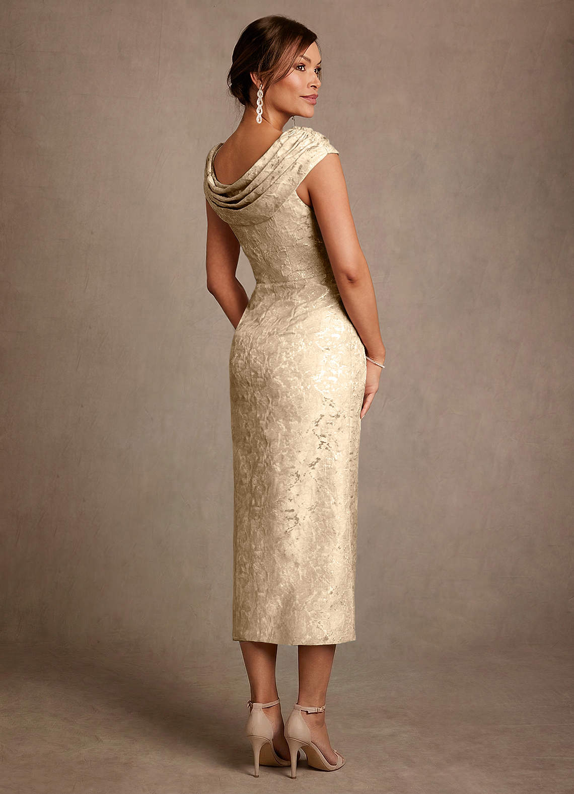 Alpine A-Line Scoop-Neck Jacquard Mother of the Bride Dress in champagne