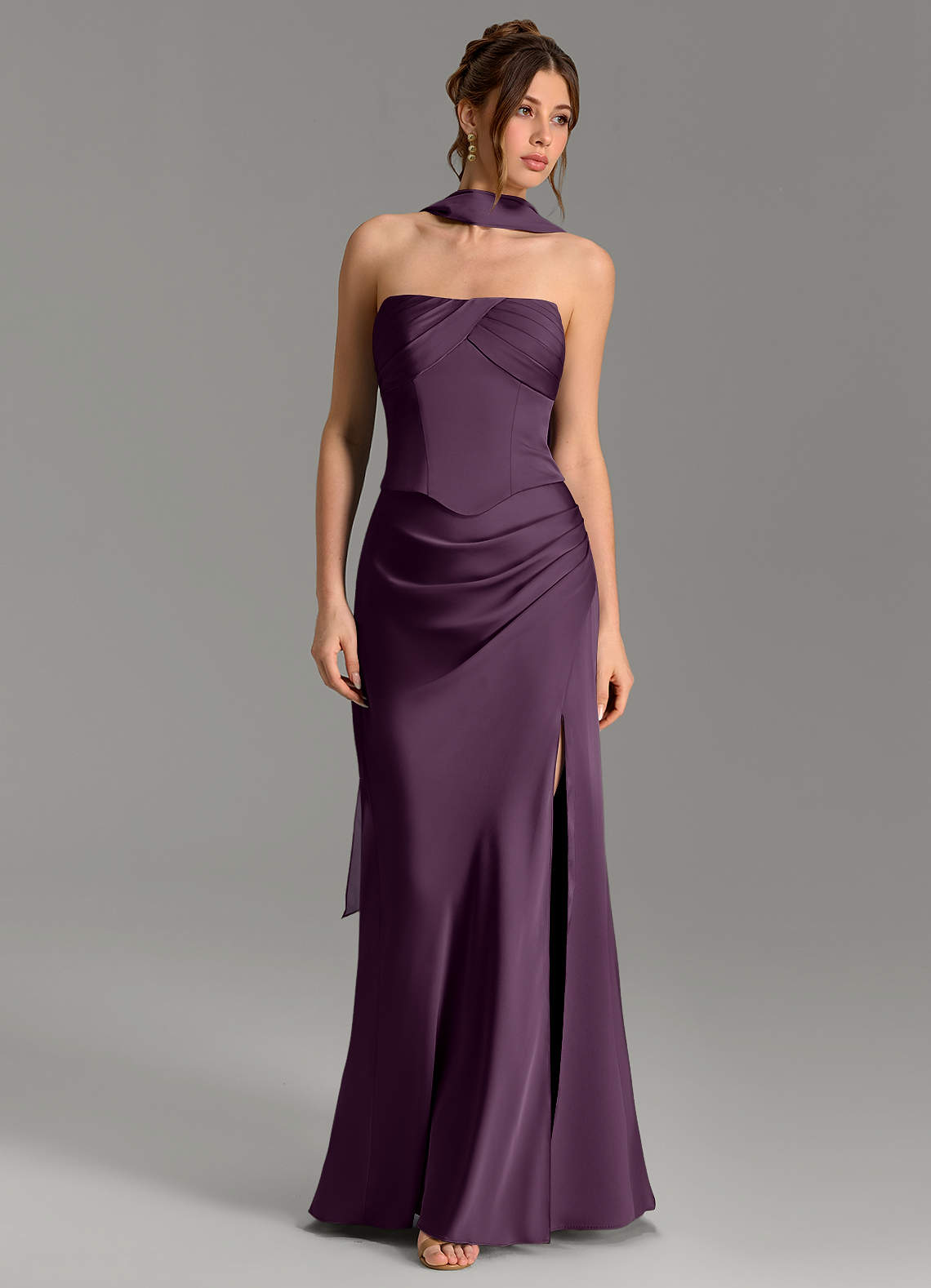 Nicki Sheath Scoop-Neck Stretch Satin Bridesmaid Dress in Plum