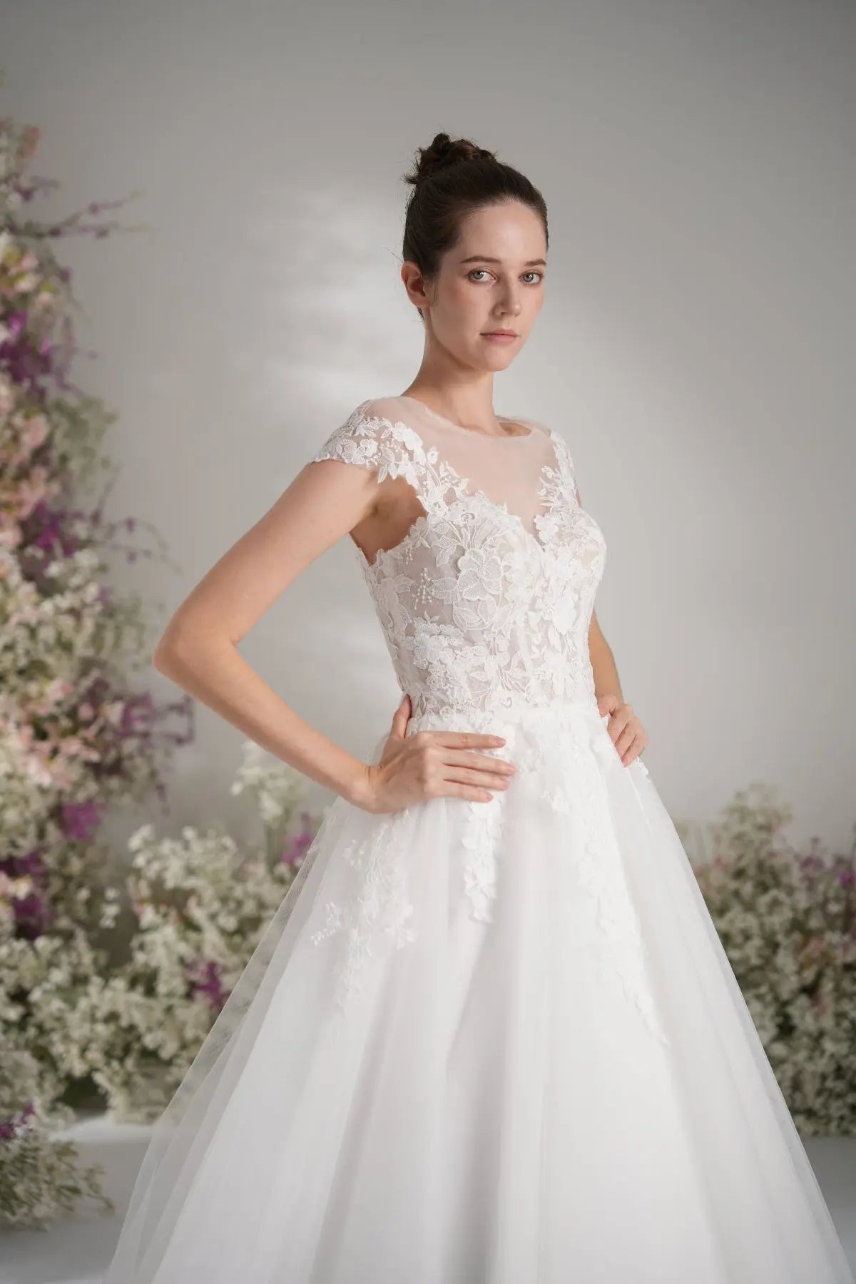A-line Lllusion Neck Full Lace Luxury Mesh Wedding Dress With Court Train zhexudai