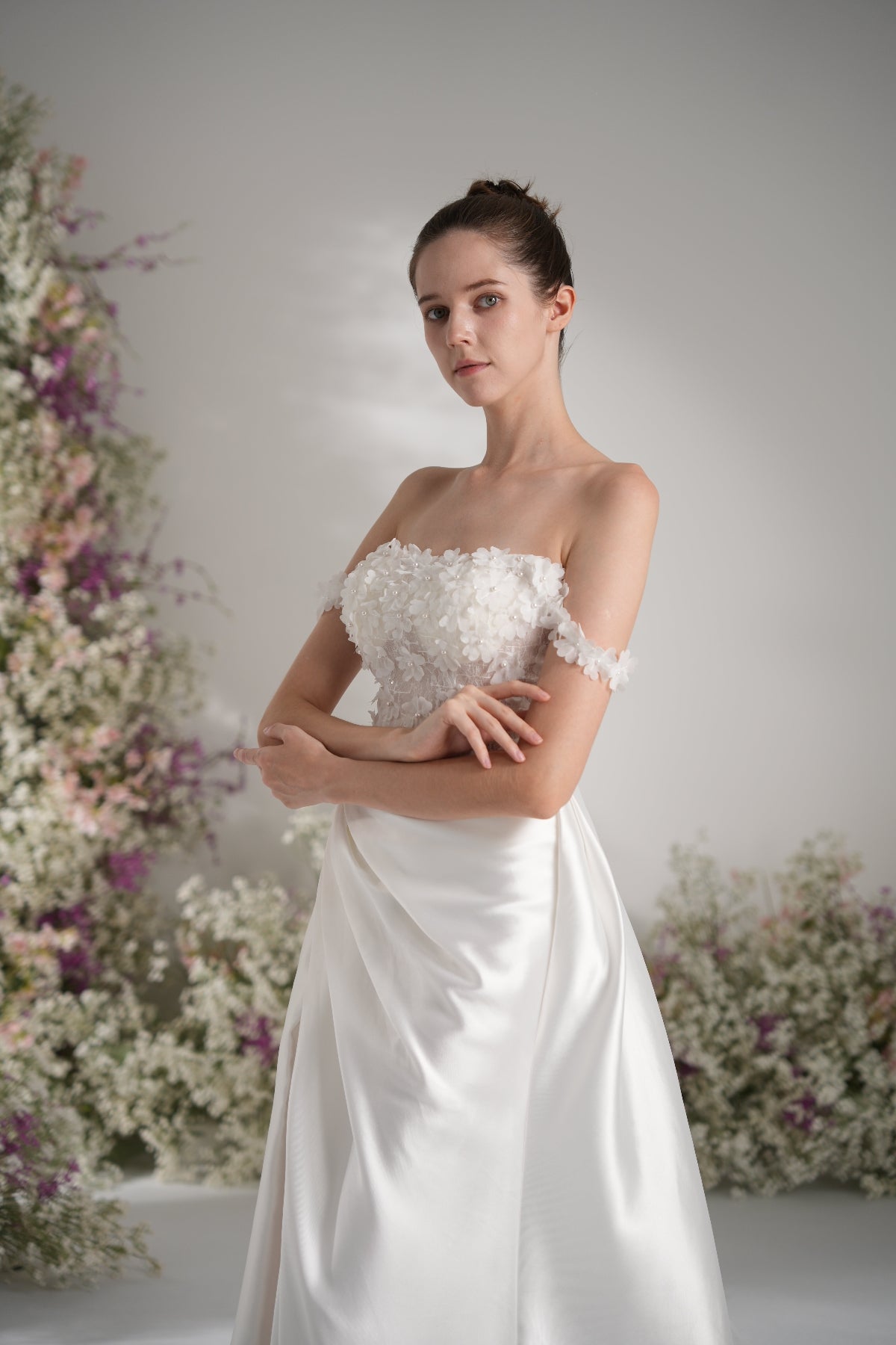 A-line Off-The-Shoulder Ruffles Appliqued Satin Wedding Dress With Court Train zhexudai