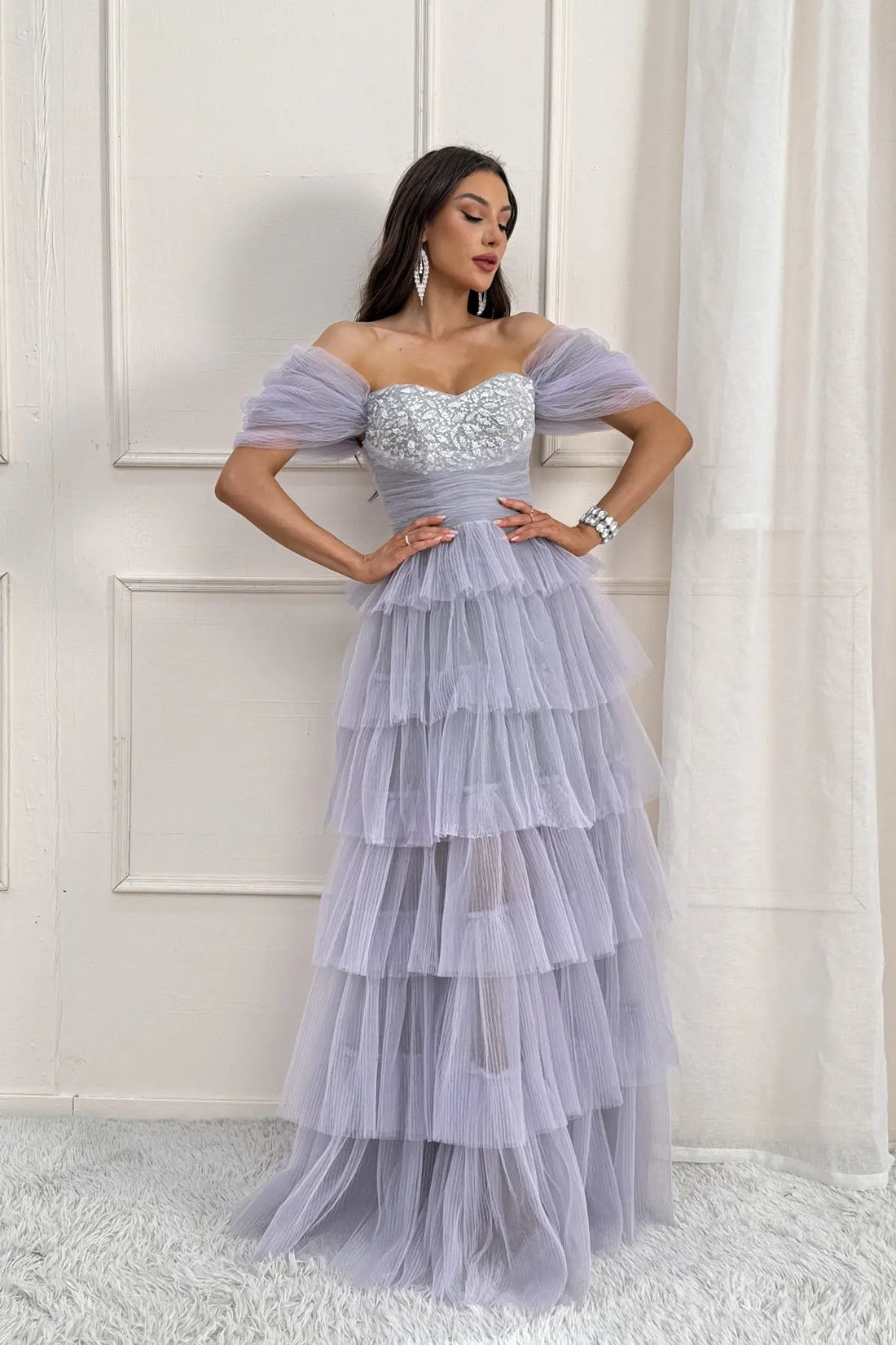 Avelisse A-Line Off-the-Shoulder Tulle Prom Dress in Silver