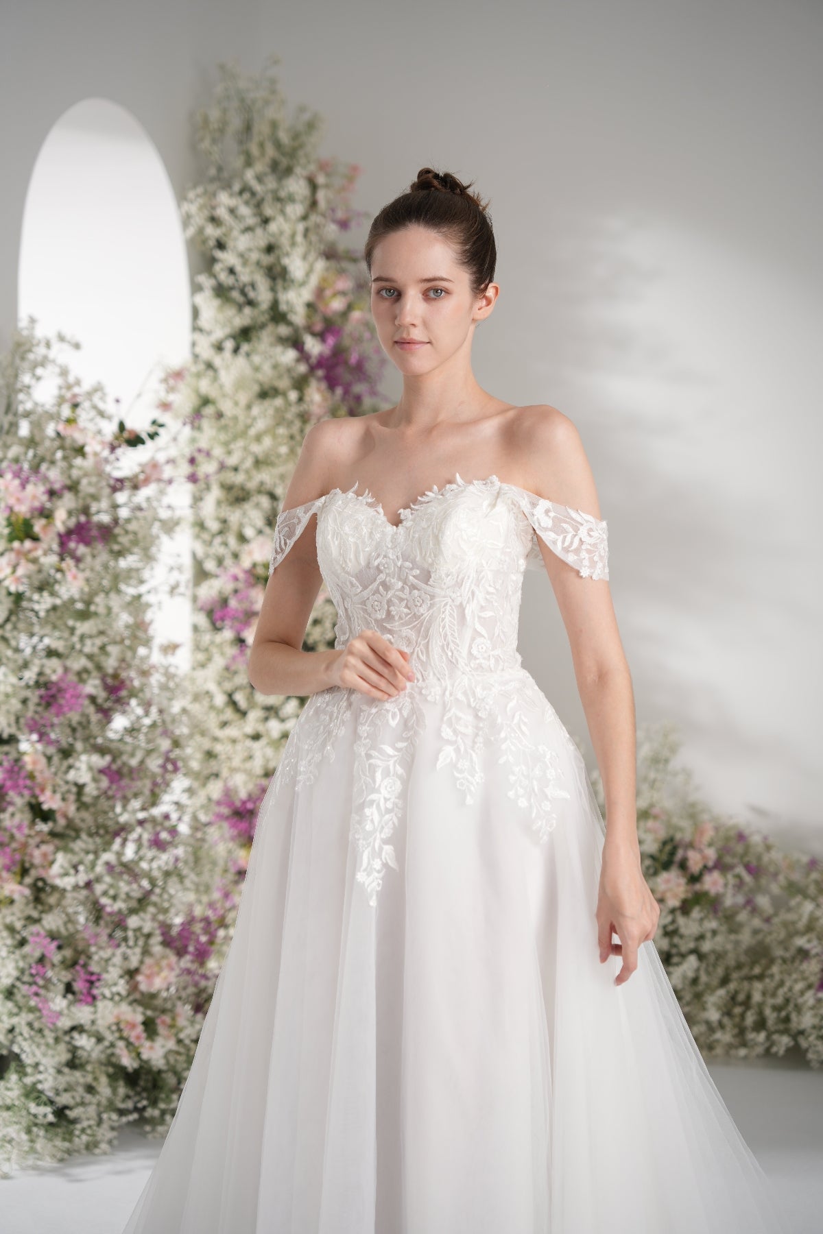 A-line Off-The-Shoulder Sweetheart Full Lace Tulle Wedding Dress With Court Train zhexudai