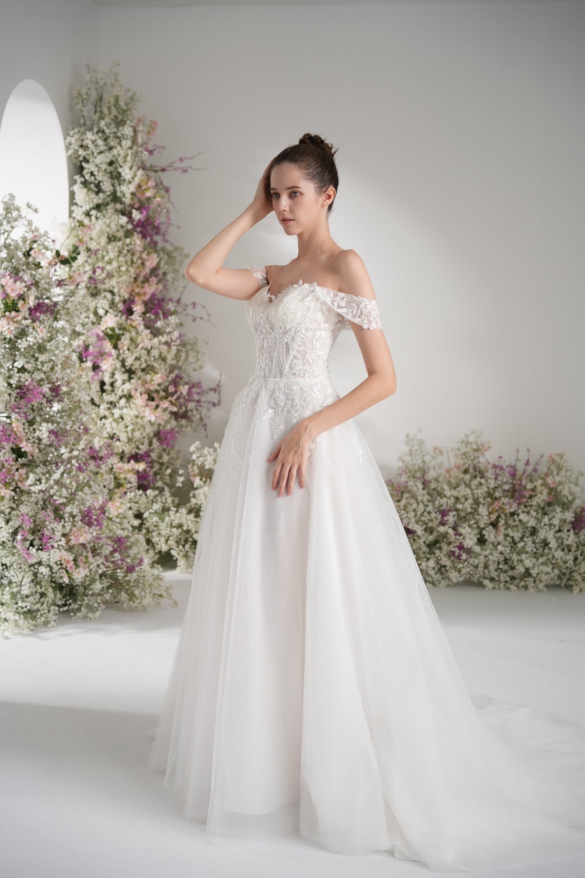 A-line Off-The-Shoulder Sweetheart Full Lace Tulle Wedding Dress With Court Train zhexudai
