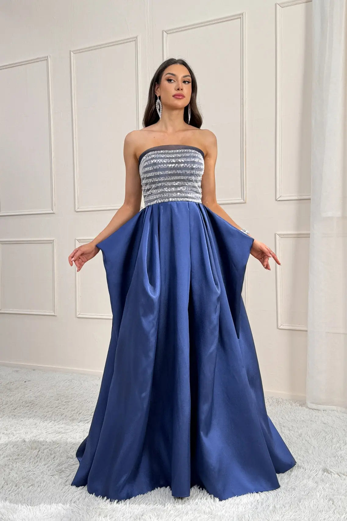 Elsinor A-Line Strapless Satin Prom Dress in Dark Blue
