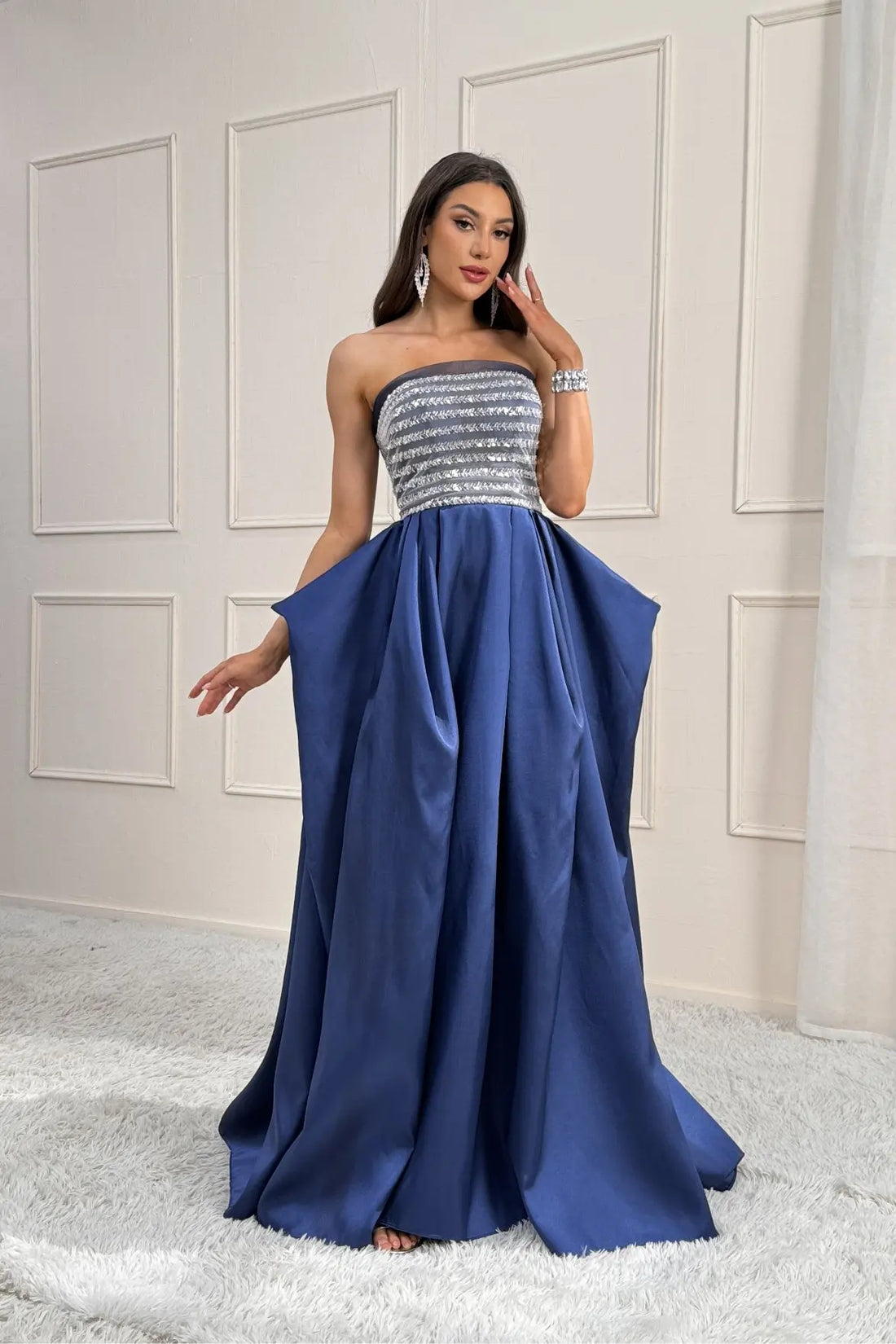 Elsinor A-Line Strapless Satin Prom Dress in Dark Blue