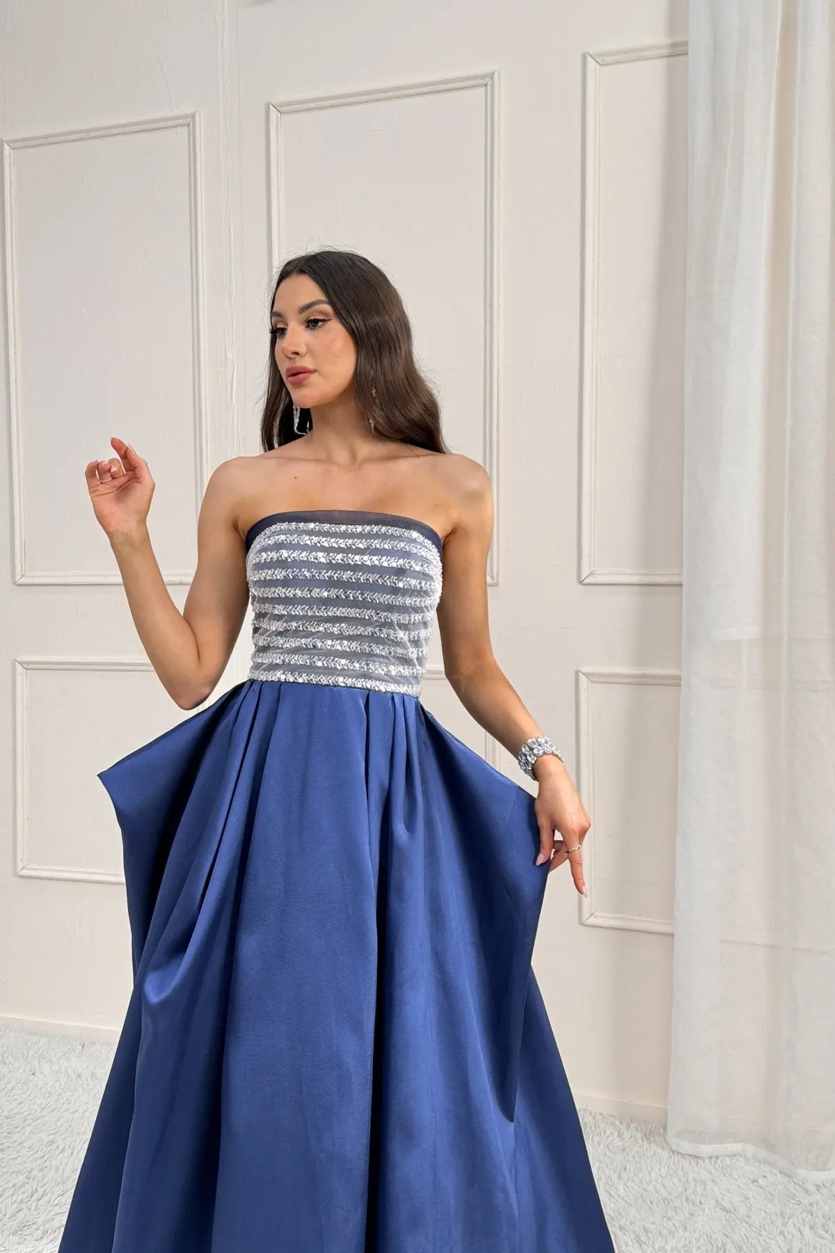 Elsinor A-Line Strapless Satin Prom Dress zhexudai