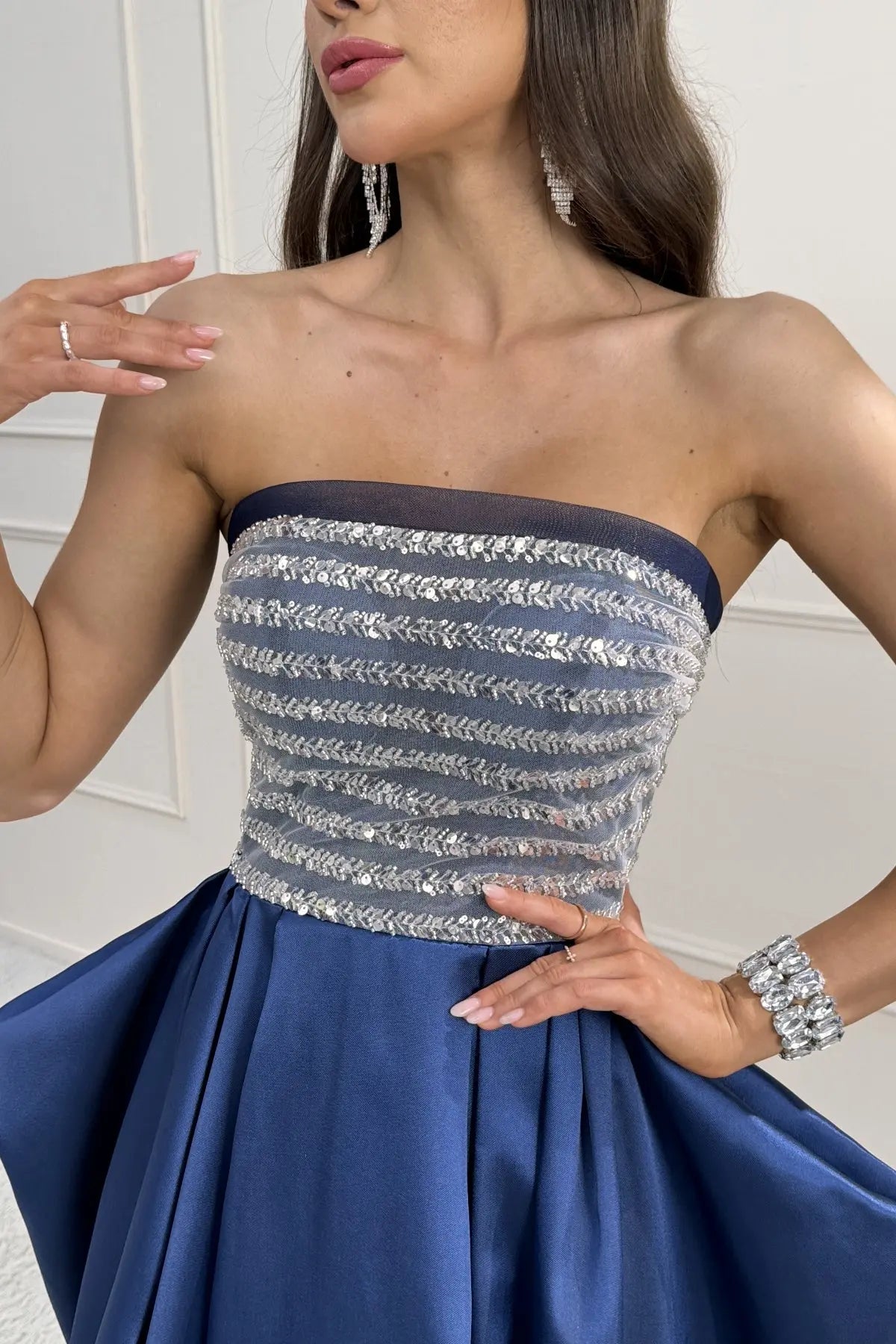 Elsinor A-Line Strapless Satin Prom Dress zhexudai