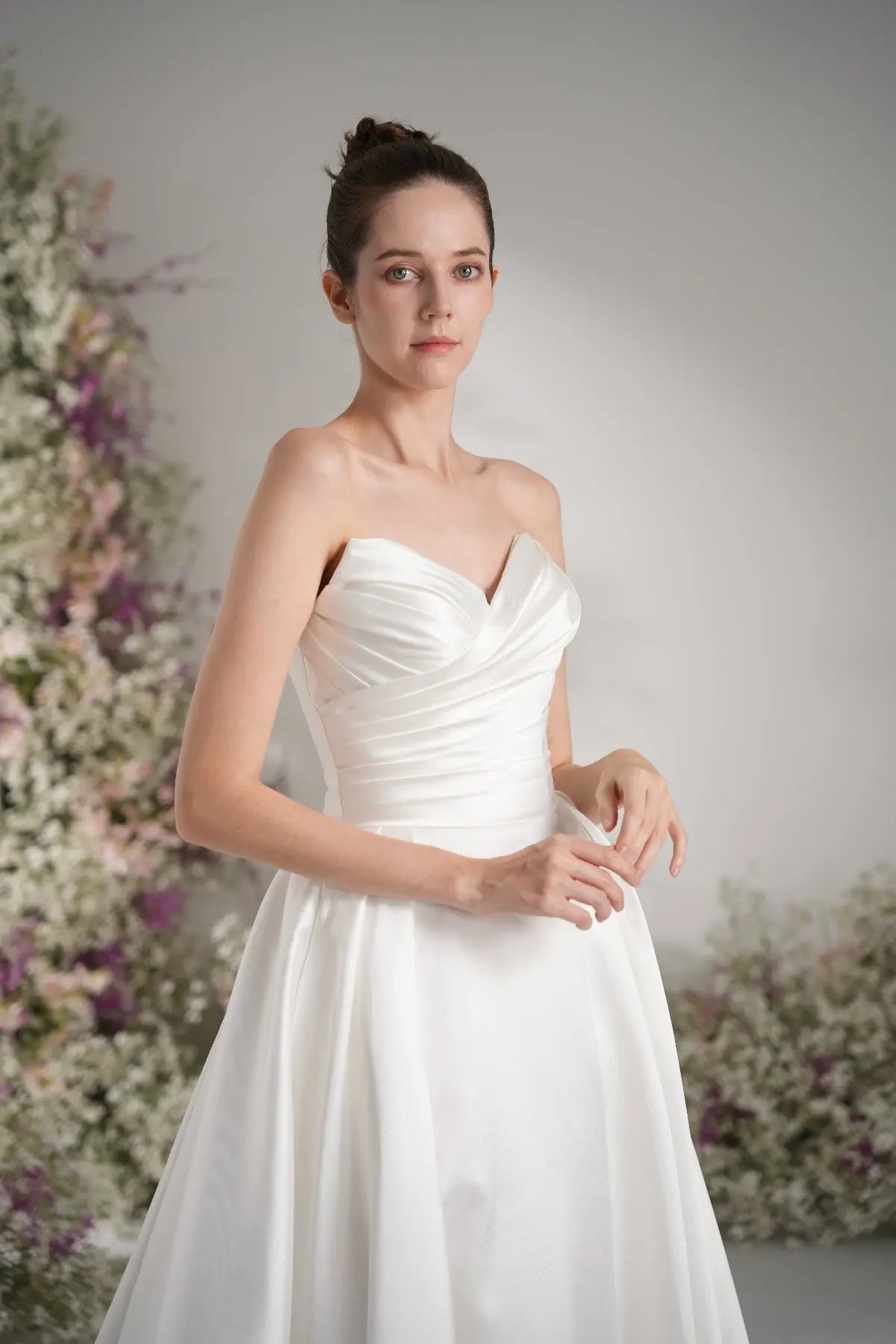 A-line Sweetheart Ruche Lace Modest Wedding Dress With Court Train zhexudai