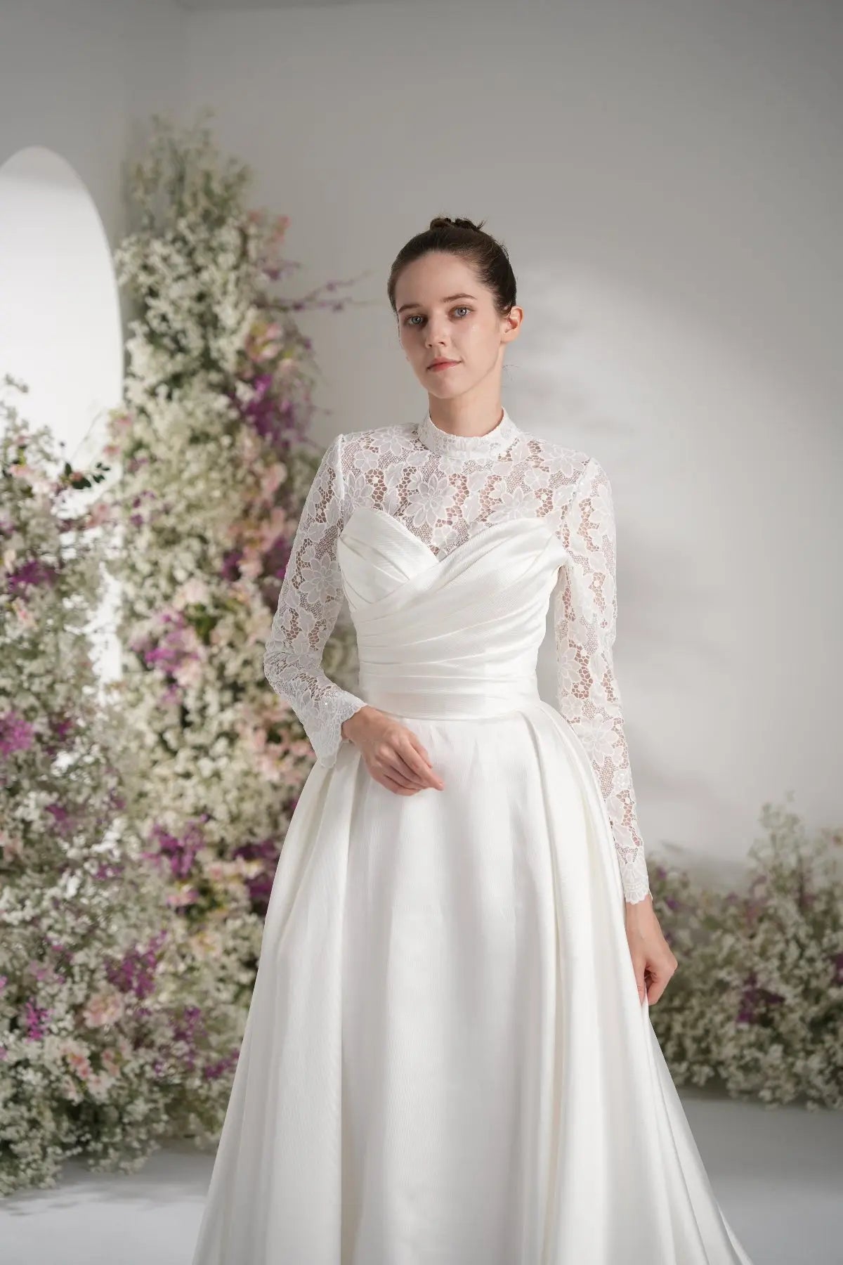A-line Sweetheart Ruche Lace Modest Wedding Dress With Court Train zhexudai