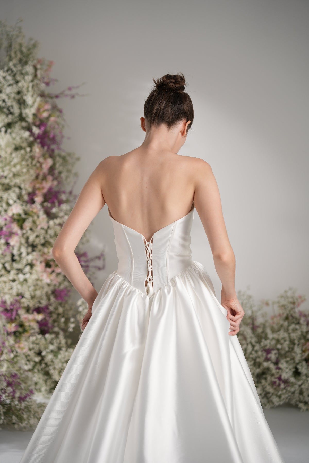 A-line Sweetheart Sleeveless High Slit  Satin Modest Wedding Dress With Court Train zhexudai