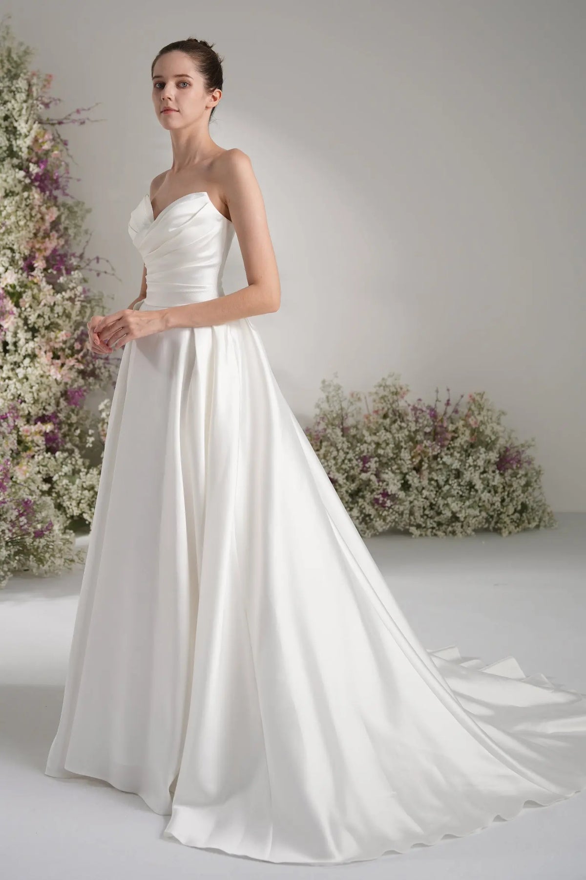 A-line Sweetheart Ruche Lace Modest Wedding Dress With Court Train zhexudai
