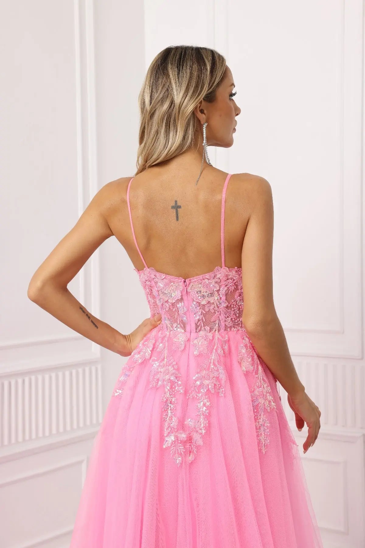 Calyra A-Line Spaghetti-Strap Tulle Prom Dress zhexudai
