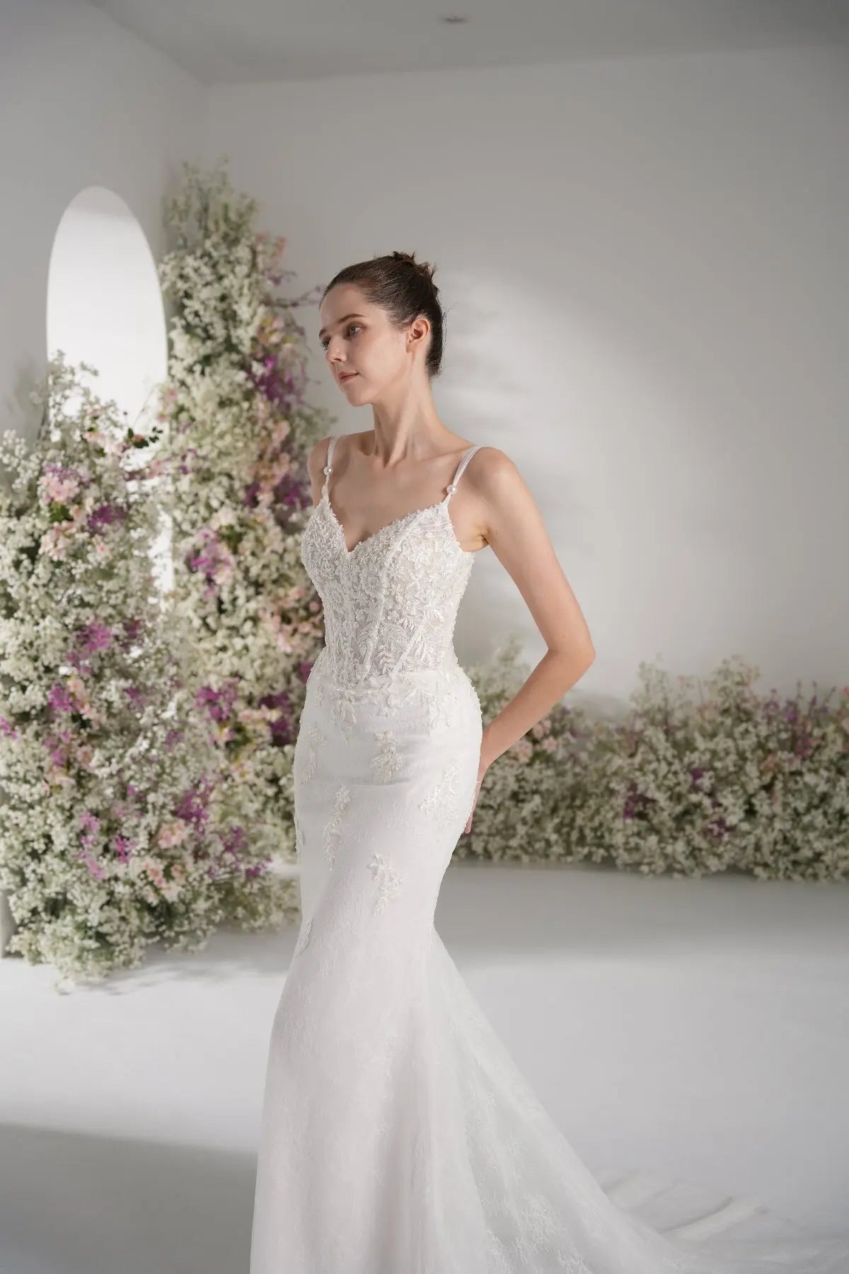 Trumpet/Mermaid Sweetheart Sleeveless Lace Applique Sexy Wedding Dress With Court Train zhexudai