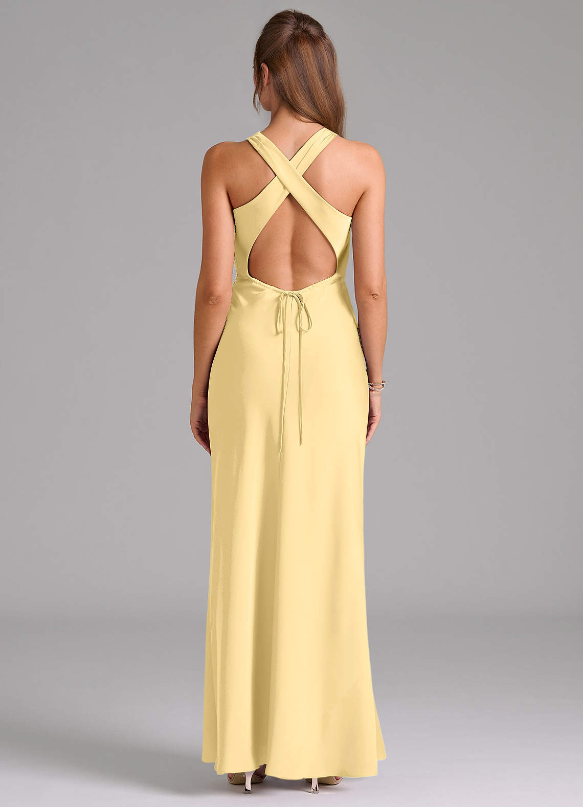 Evadne Sheath Scoop-Neck Stretch Satin Bridesmaid Dress in Butter