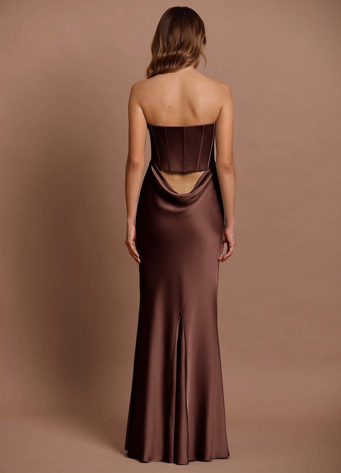Lirielle Sheath Back-Cutout Stretch Satin Evening Dress in Mocha Coco