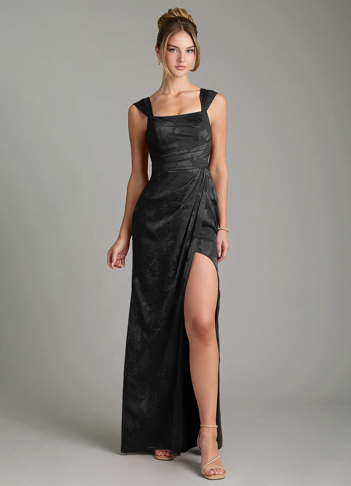Kaelis Mermaid Scoop-Neck Jacquard Bridesmaid Dress in black