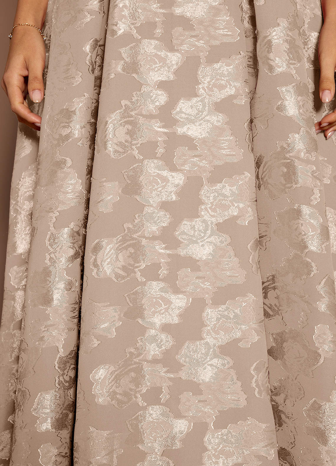 Briac A-Line Scoop-Neck Fil Coupé Evening Dress in Cream