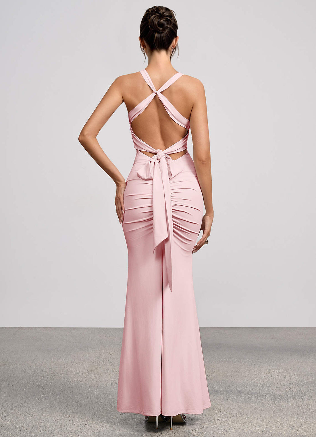 Zinnia Mermaid V-Neck Matte Knit Evening Dress in Powder Pink