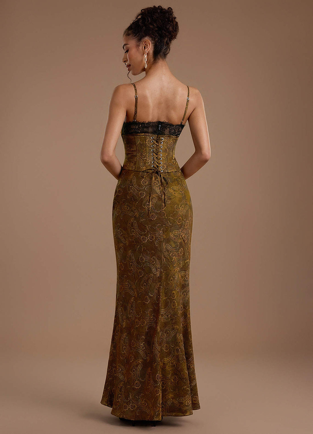 Reya Mermaid Scoop-Neck Brocade Wedding Guest Dress in Mocha Paisley