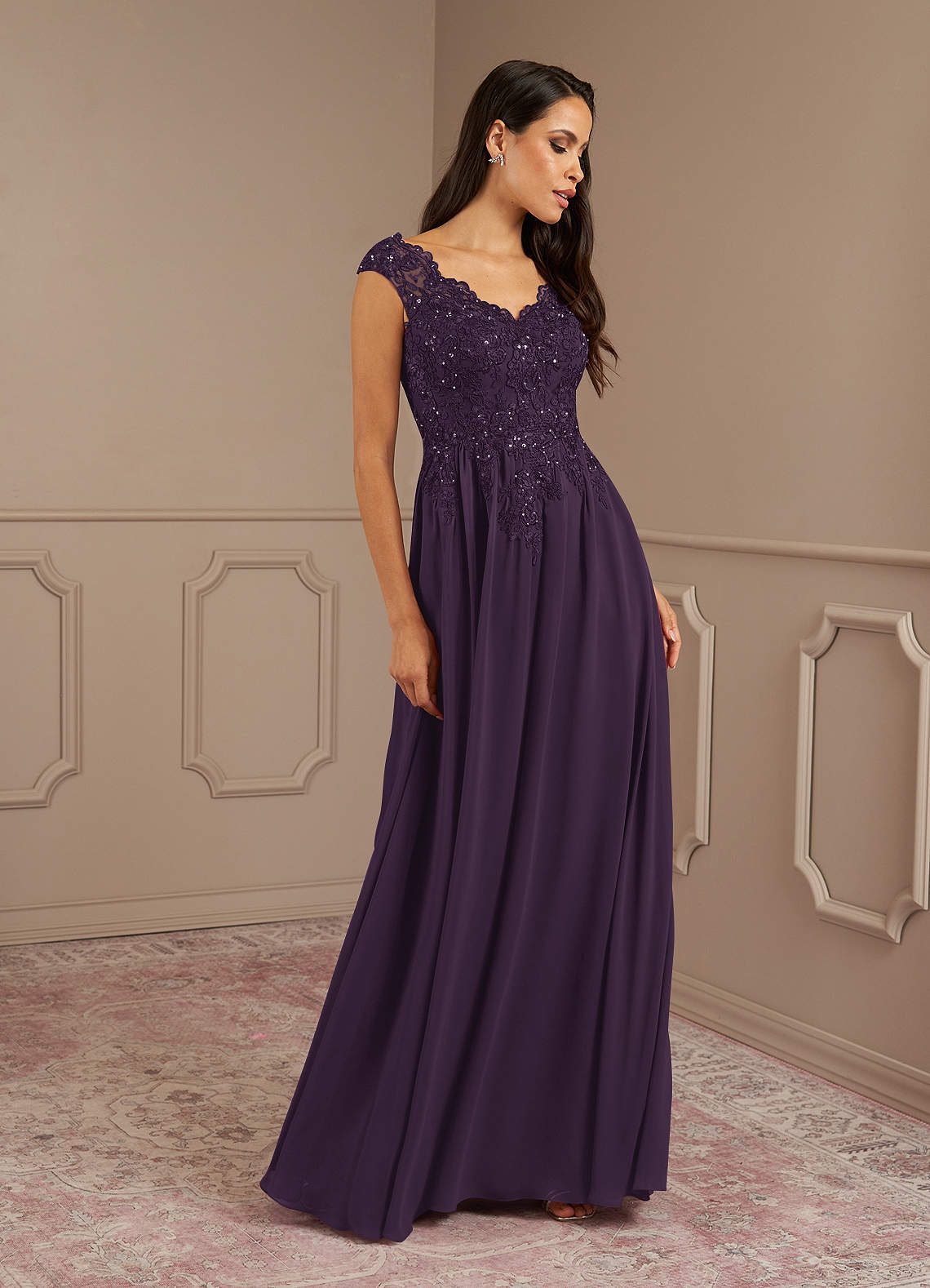 Amethyst A-Line V-Neck Chiffon Mother of the Bride Dress in Plum