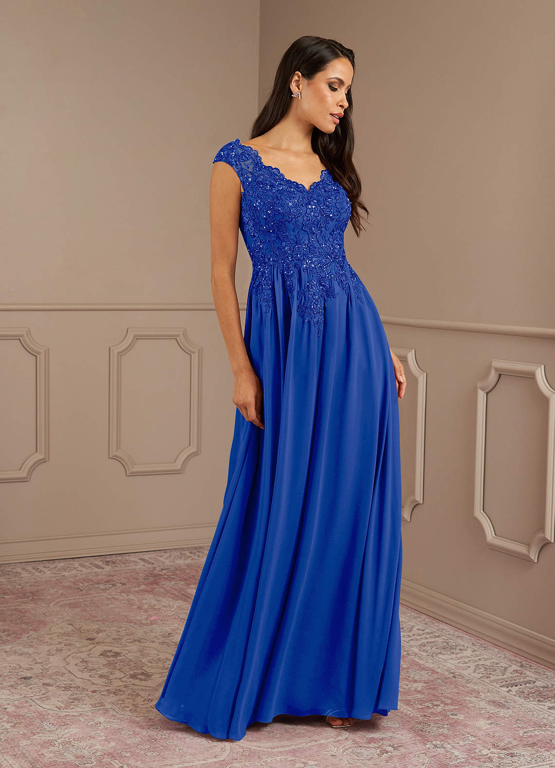 Amethyst A-Line V-Neck Chiffon Mother of the Bride Dress in Royal Blue