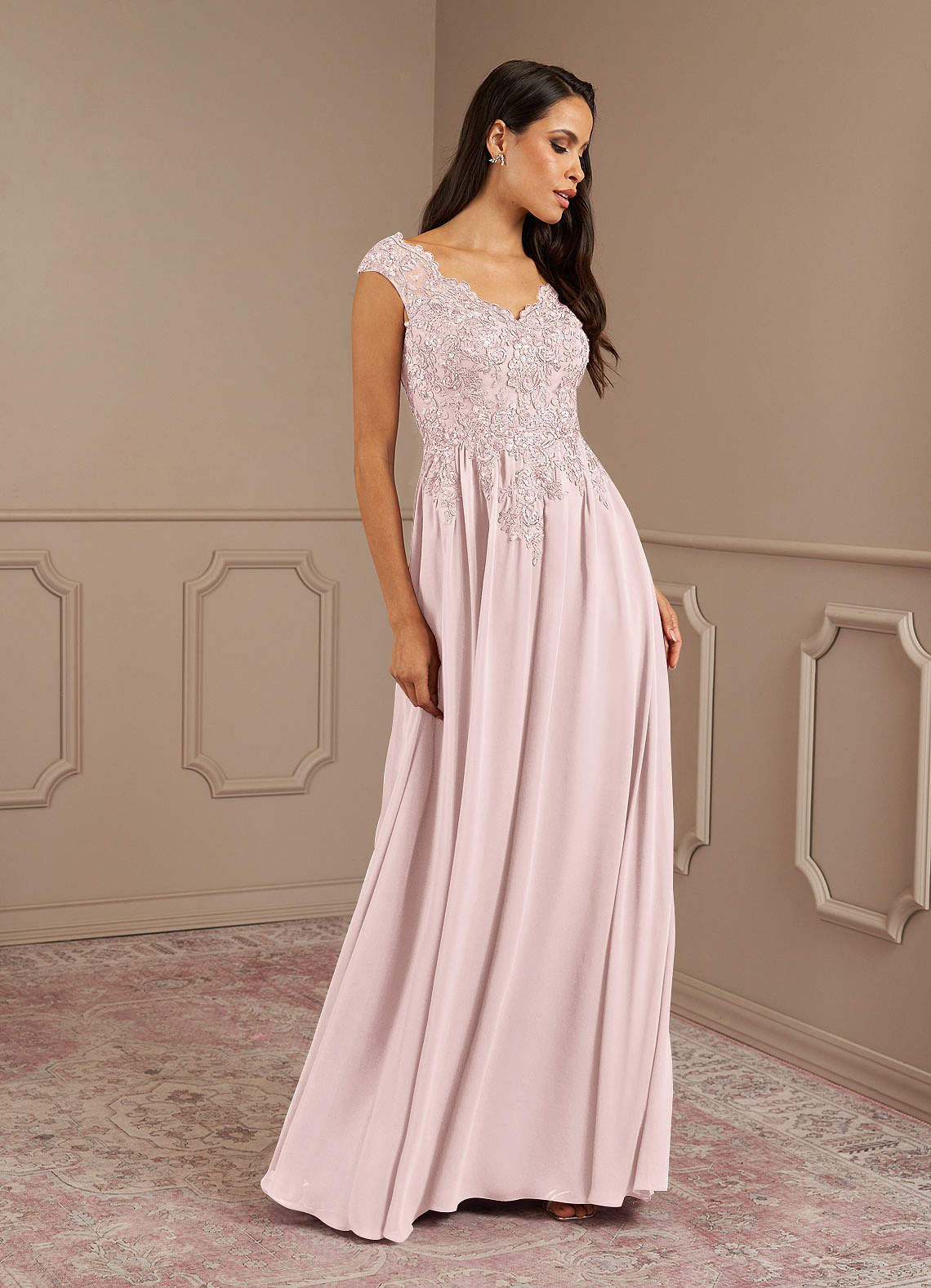 Amethyst A-Line V-Neck Chiffon Mother of the Bride Dress in Blushing Pink