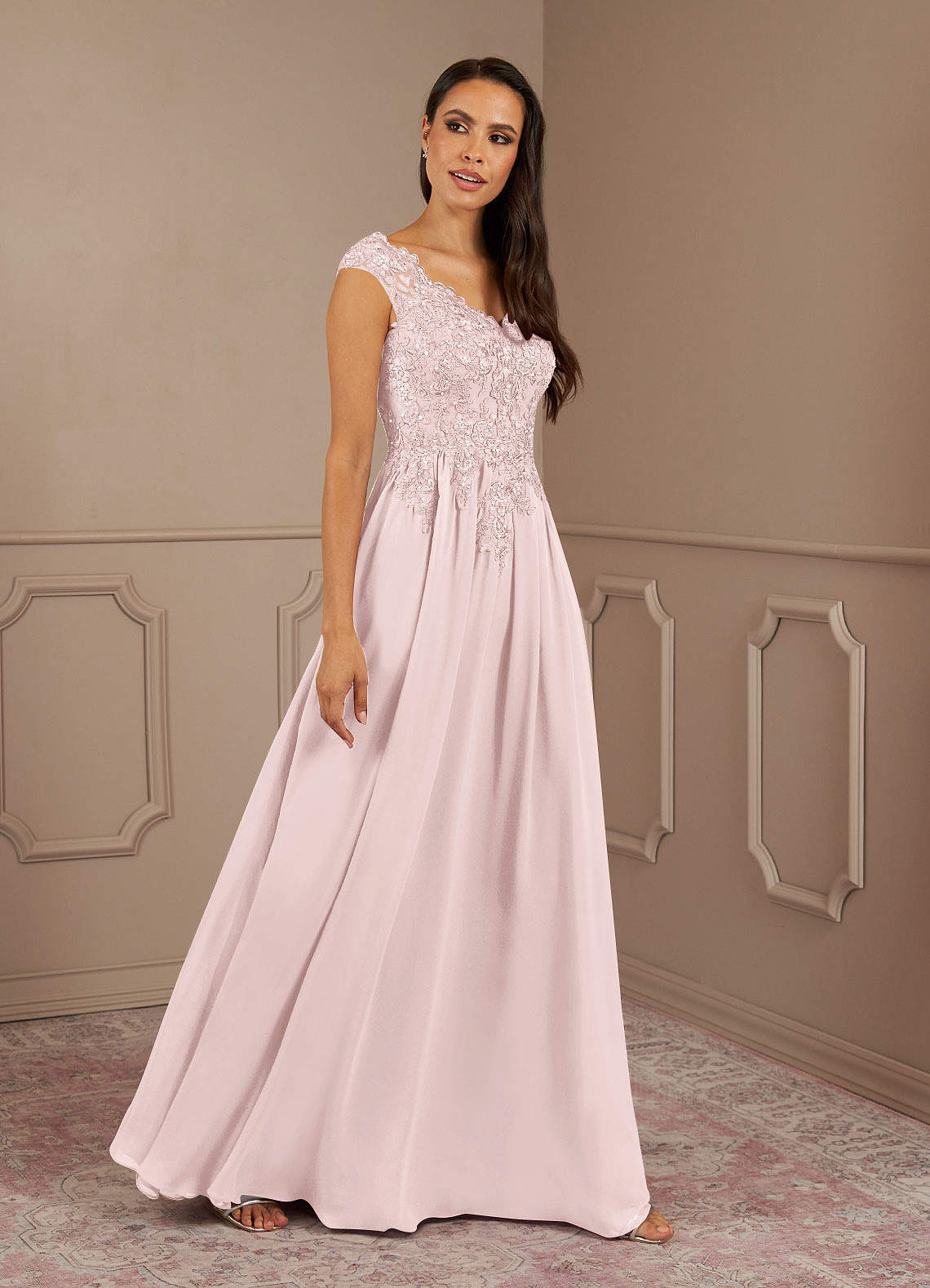 Amethyst A-Line V-Neck Chiffon Mother of the Bride Dress in Blushing Pink
